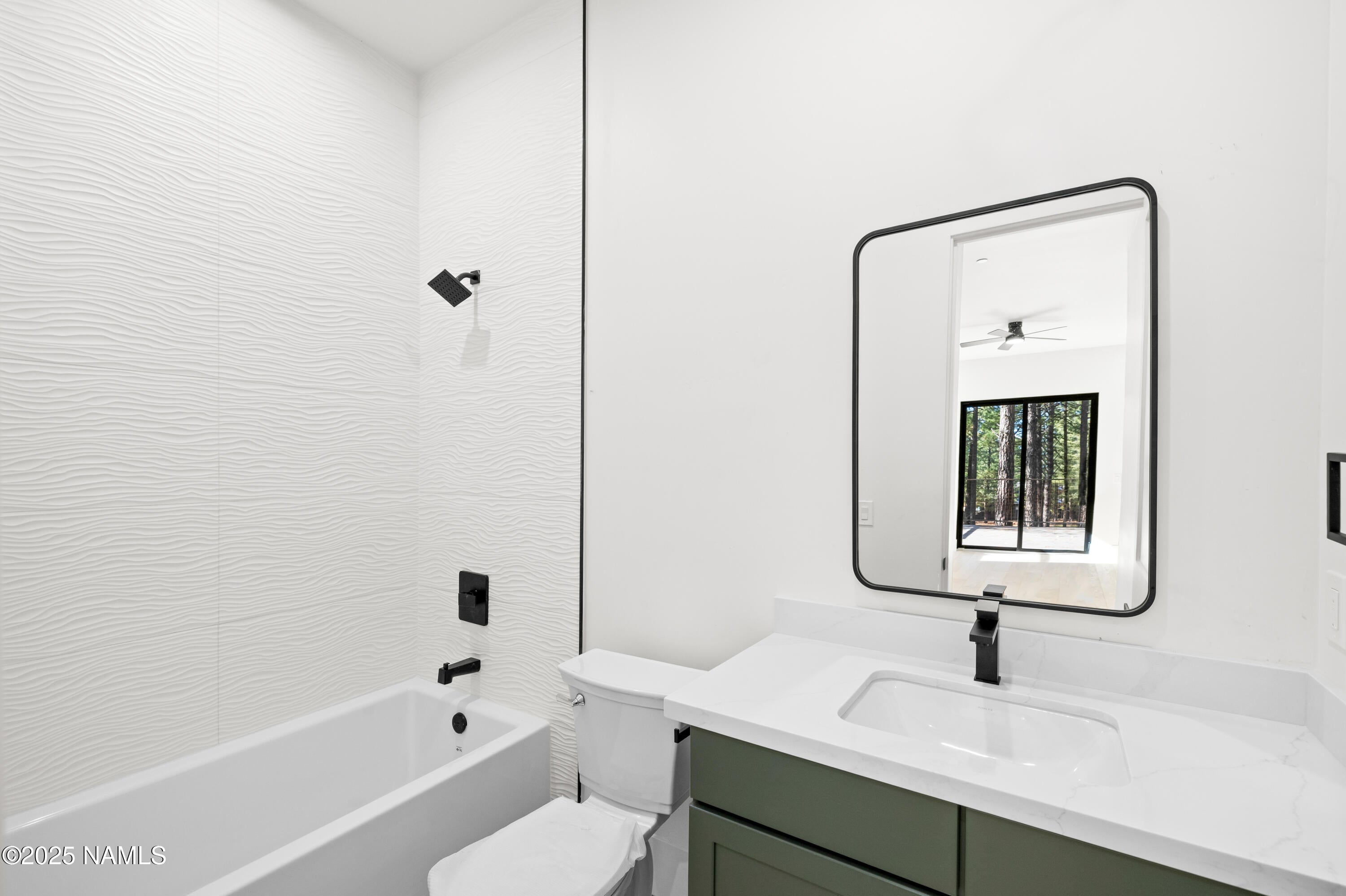 Flagstaff, Arizona, 86005, United States, 4 Bedrooms Bedrooms, ,4 BathroomsBathrooms,Residential,Active,1922481