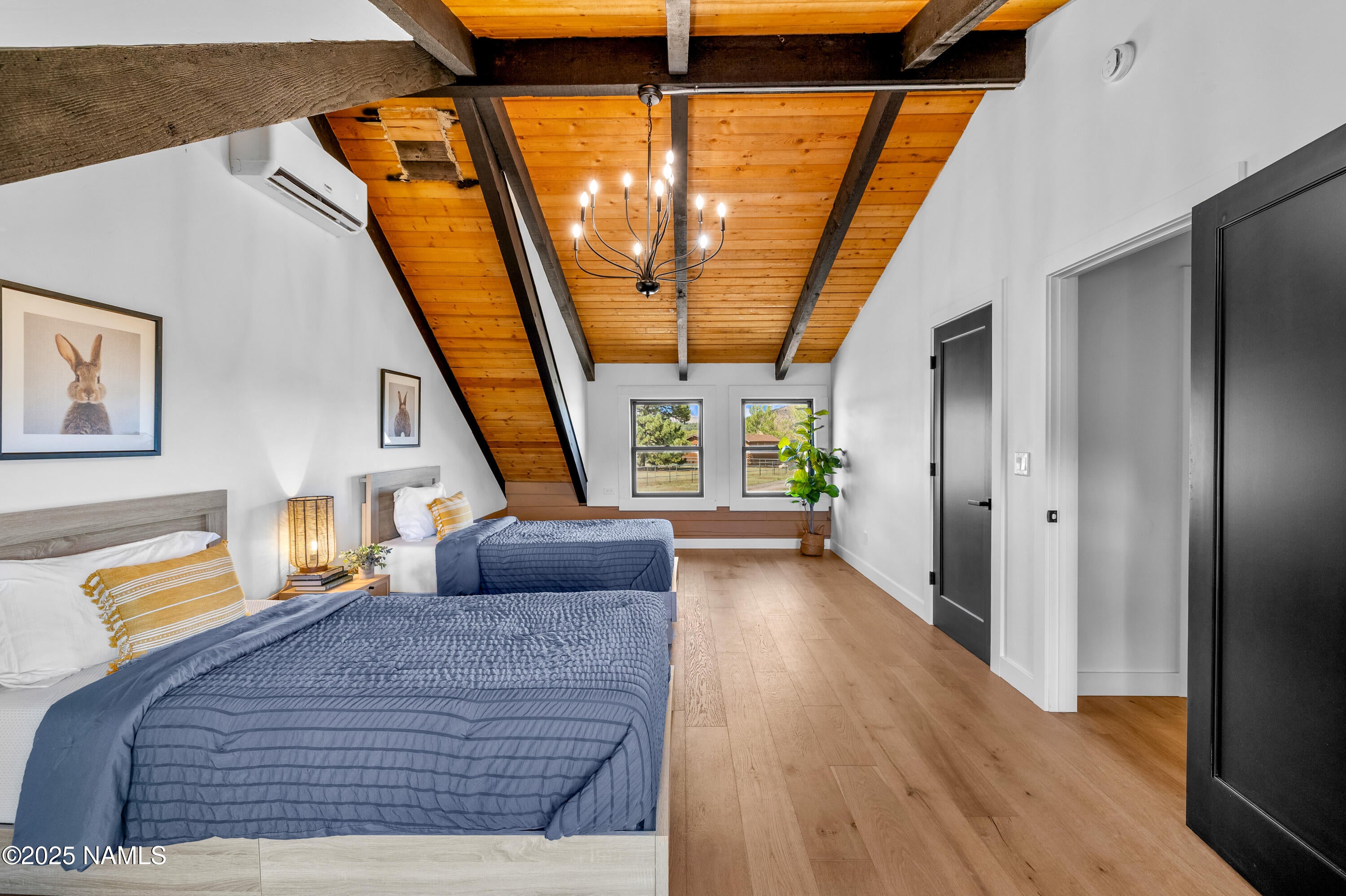 Flagstaff, Arizona, 86004, United States, ,4 BathroomsBathrooms,Residential,Active,1888488