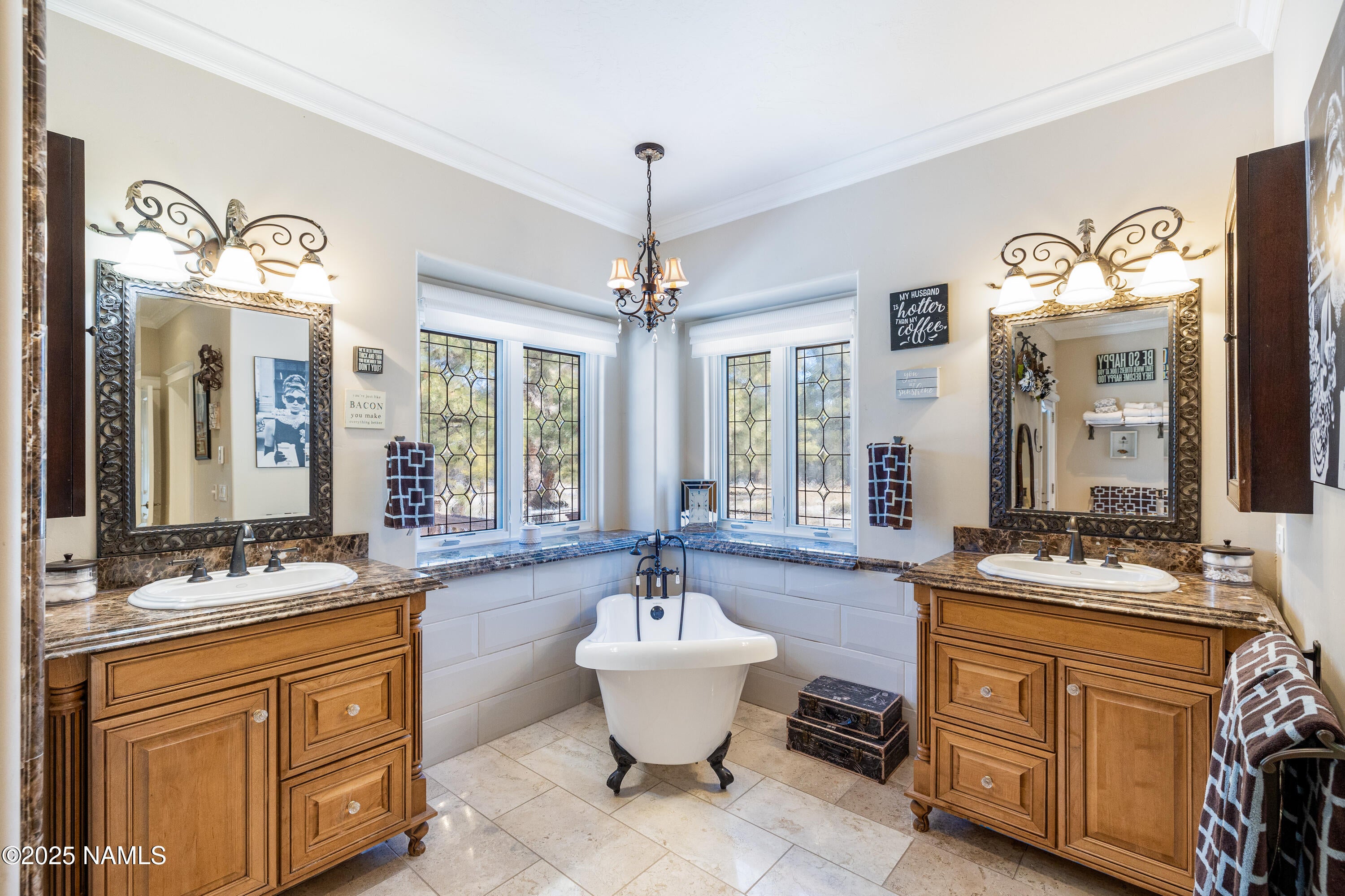 Flagstaff, Arizona, 86005, United States, ,5 BathroomsBathrooms,Residential,Active,1756410