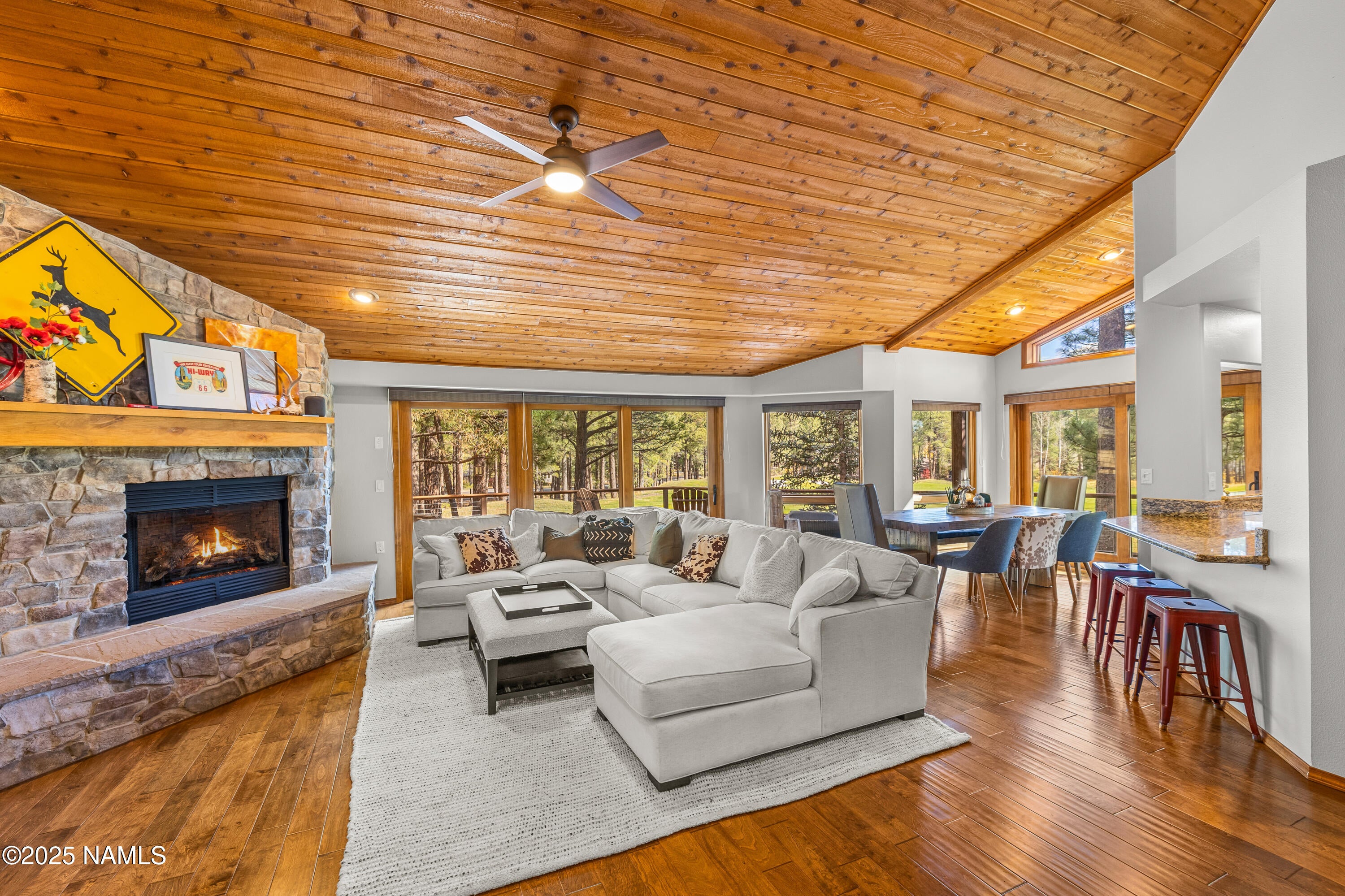 Flagstaff, Arizona, 86005, United States, 4 Bedrooms Bedrooms, ,4 BathroomsBathrooms,Residential,Active,1995263