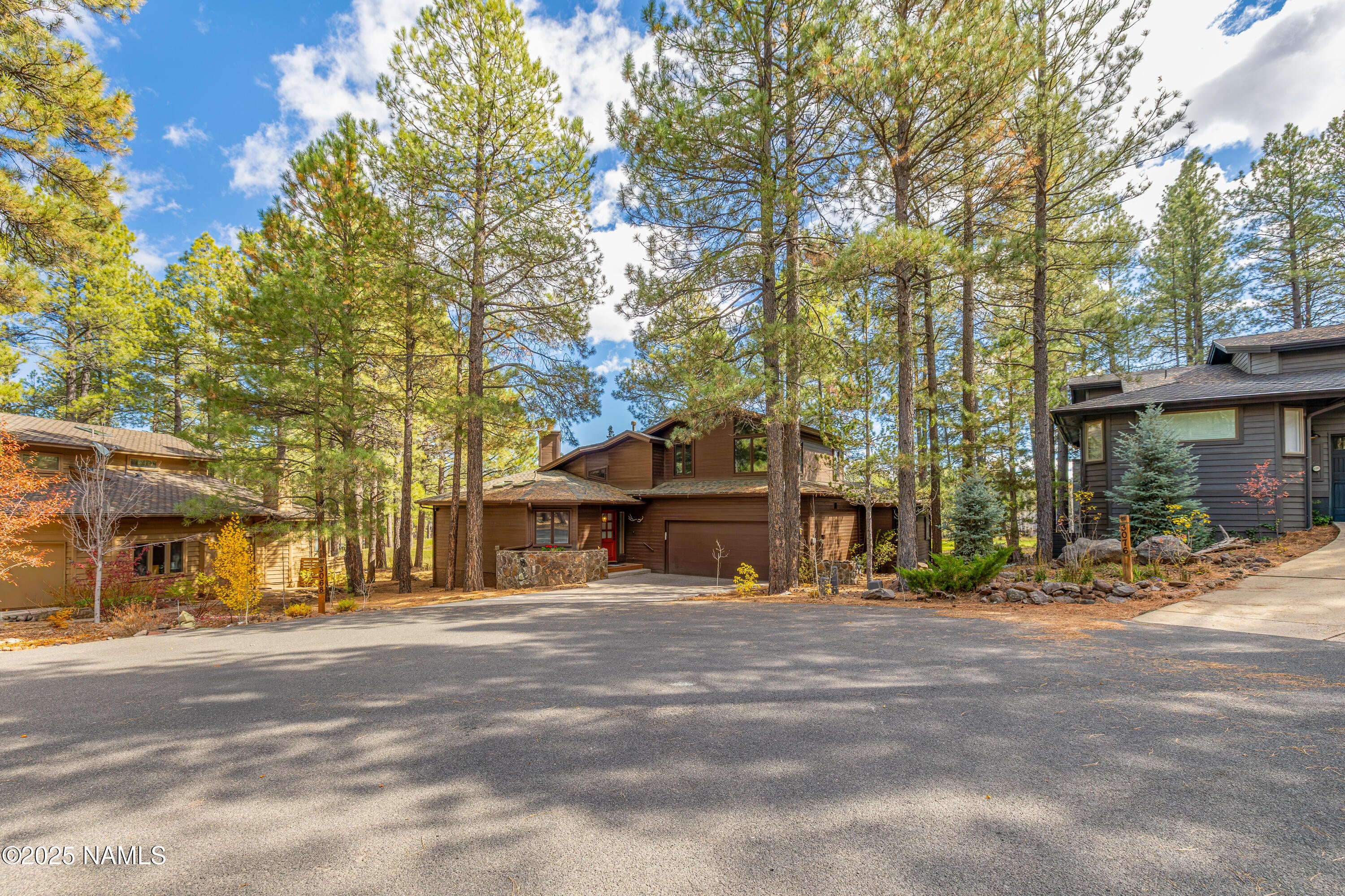 Flagstaff, Arizona, 86005, United States, 4 Bedrooms Bedrooms, ,4 BathroomsBathrooms,Residential,Active,1995263