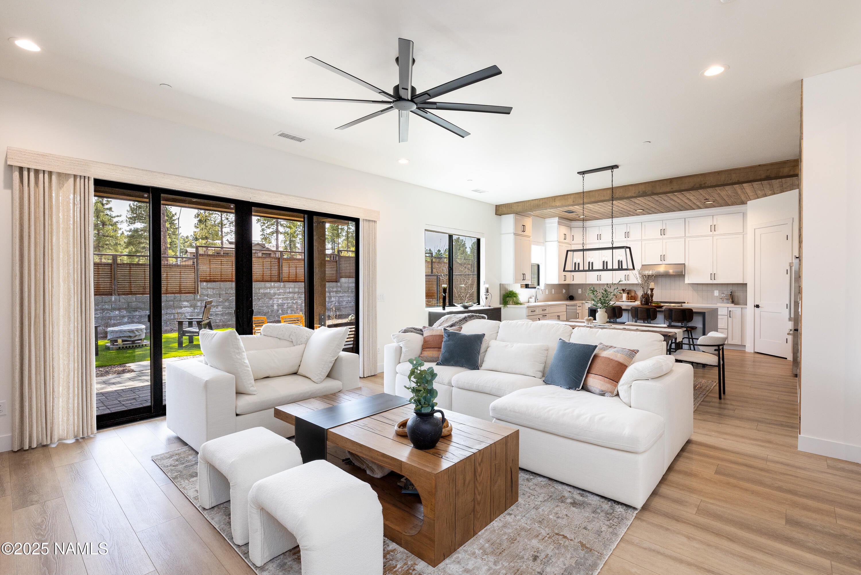 Flagstaff, Arizona, 86005, United States, 5 Bedrooms Bedrooms, ,4 BathroomsBathrooms,Residential,Active,1959522