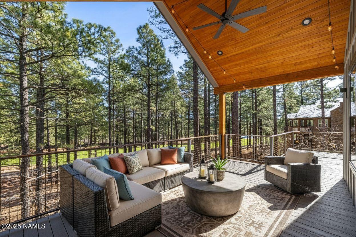 Flagstaff, Arizona, 86005, United States, 4 Bedrooms Bedrooms, ,4 BathroomsBathrooms,Residential,Active,1922481