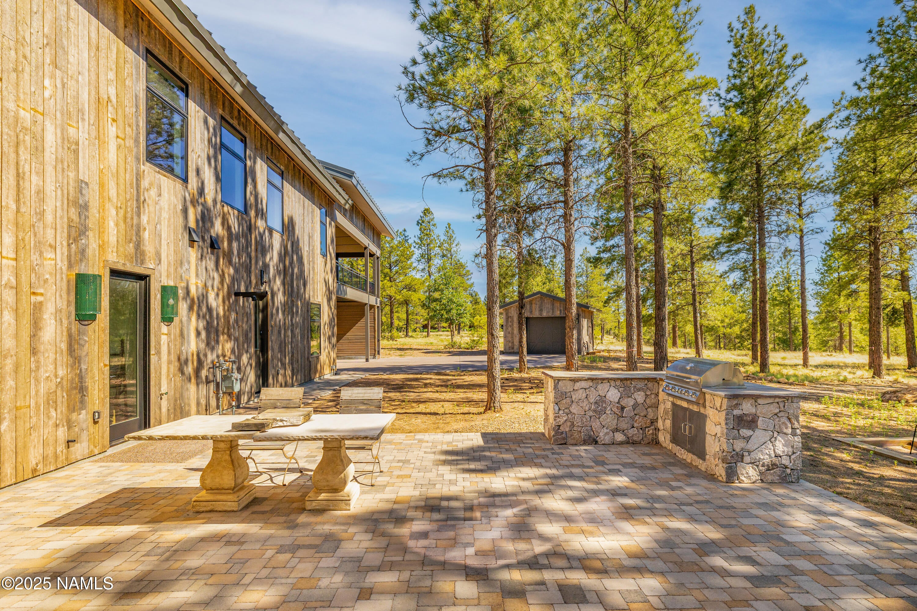 Flagstaff, Arizona, 86004, United States, 4 Bedrooms Bedrooms, ,6 BathroomsBathrooms,Residential,Active,1756325