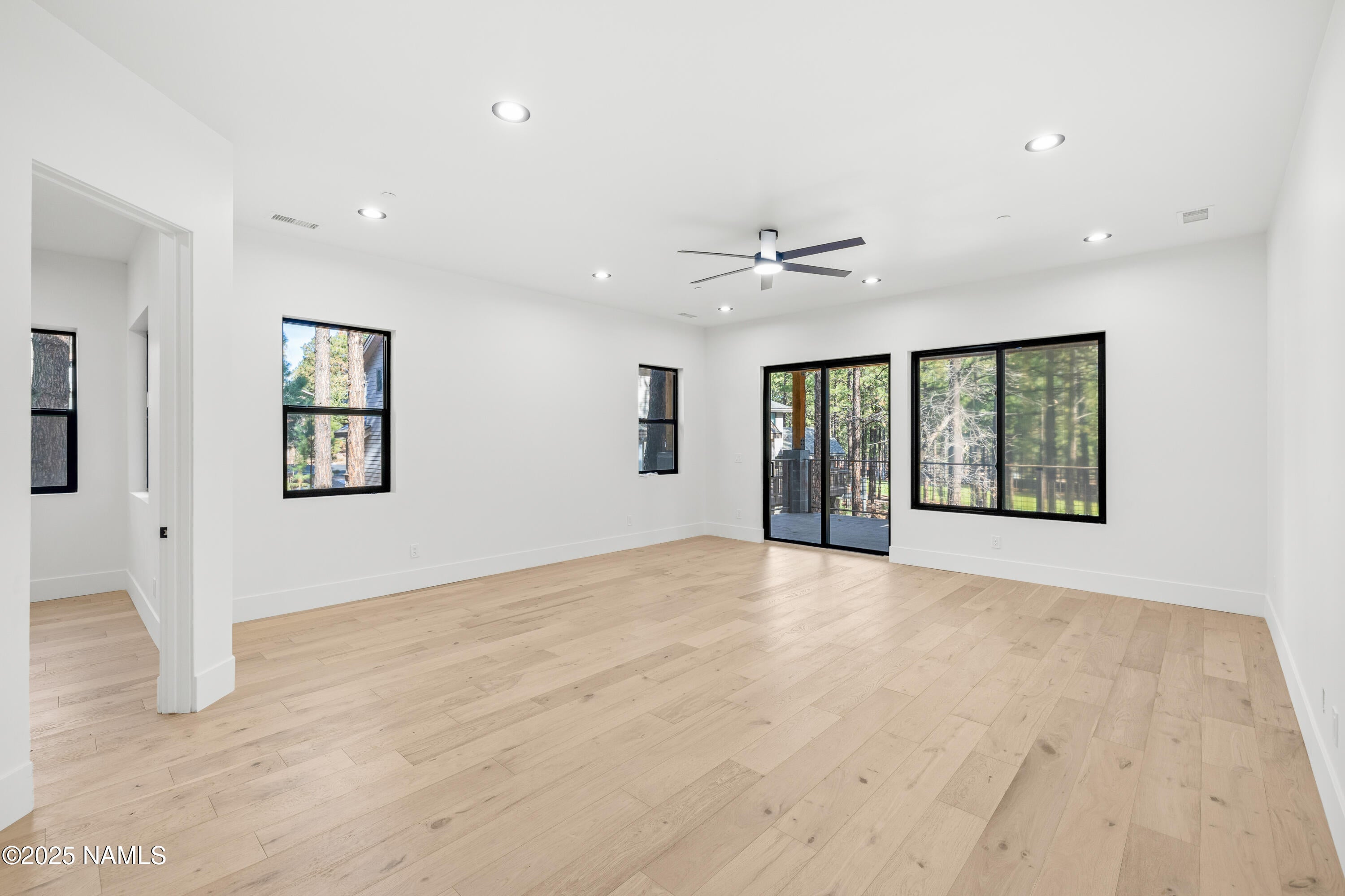 Flagstaff, Arizona, 86005, United States, 4 Bedrooms Bedrooms, ,4 BathroomsBathrooms,Residential,Active,1922481