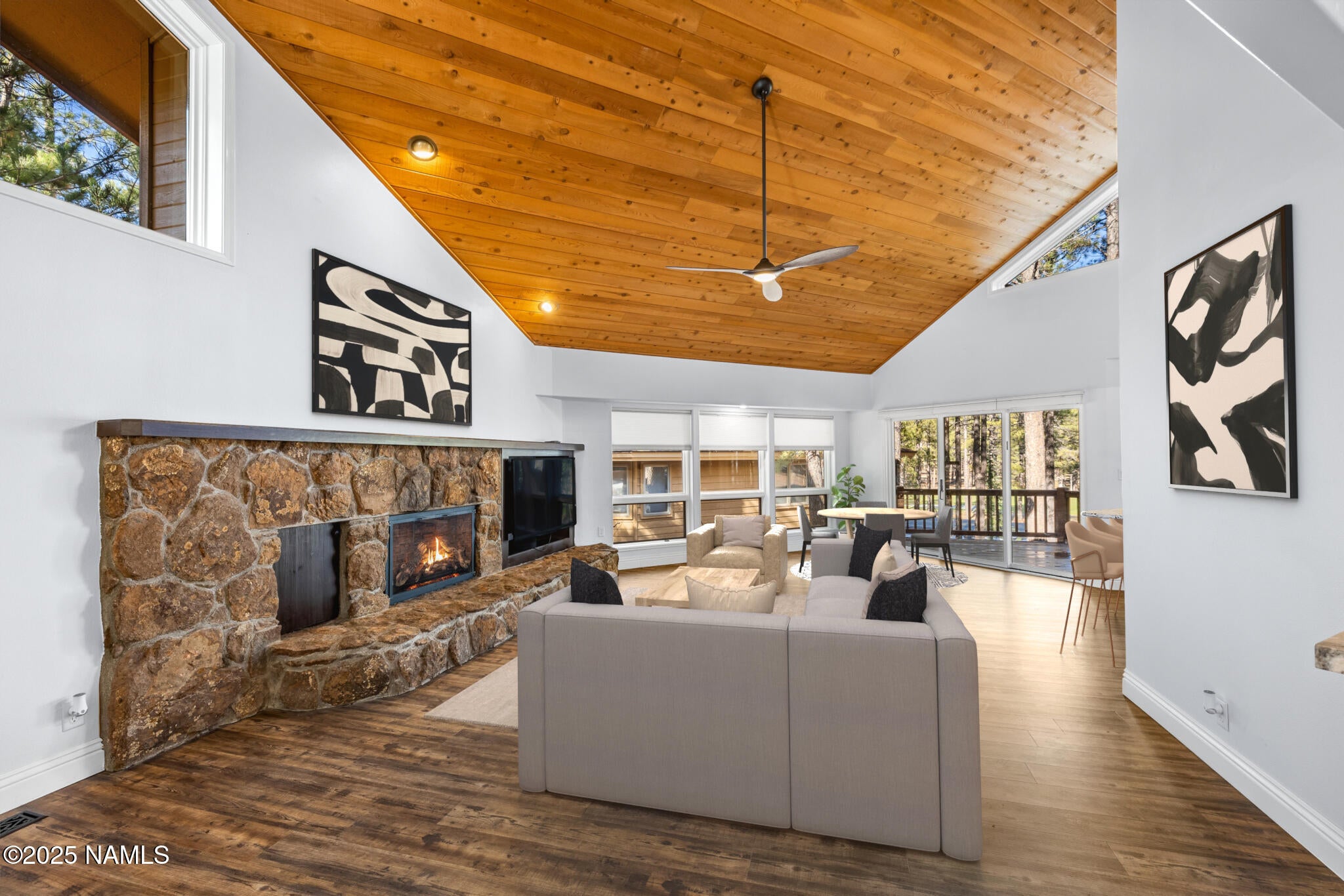 Flagstaff, Arizona, 86005, United States, 4 Bedrooms Bedrooms, ,4 BathroomsBathrooms,Residential,Active,1999173