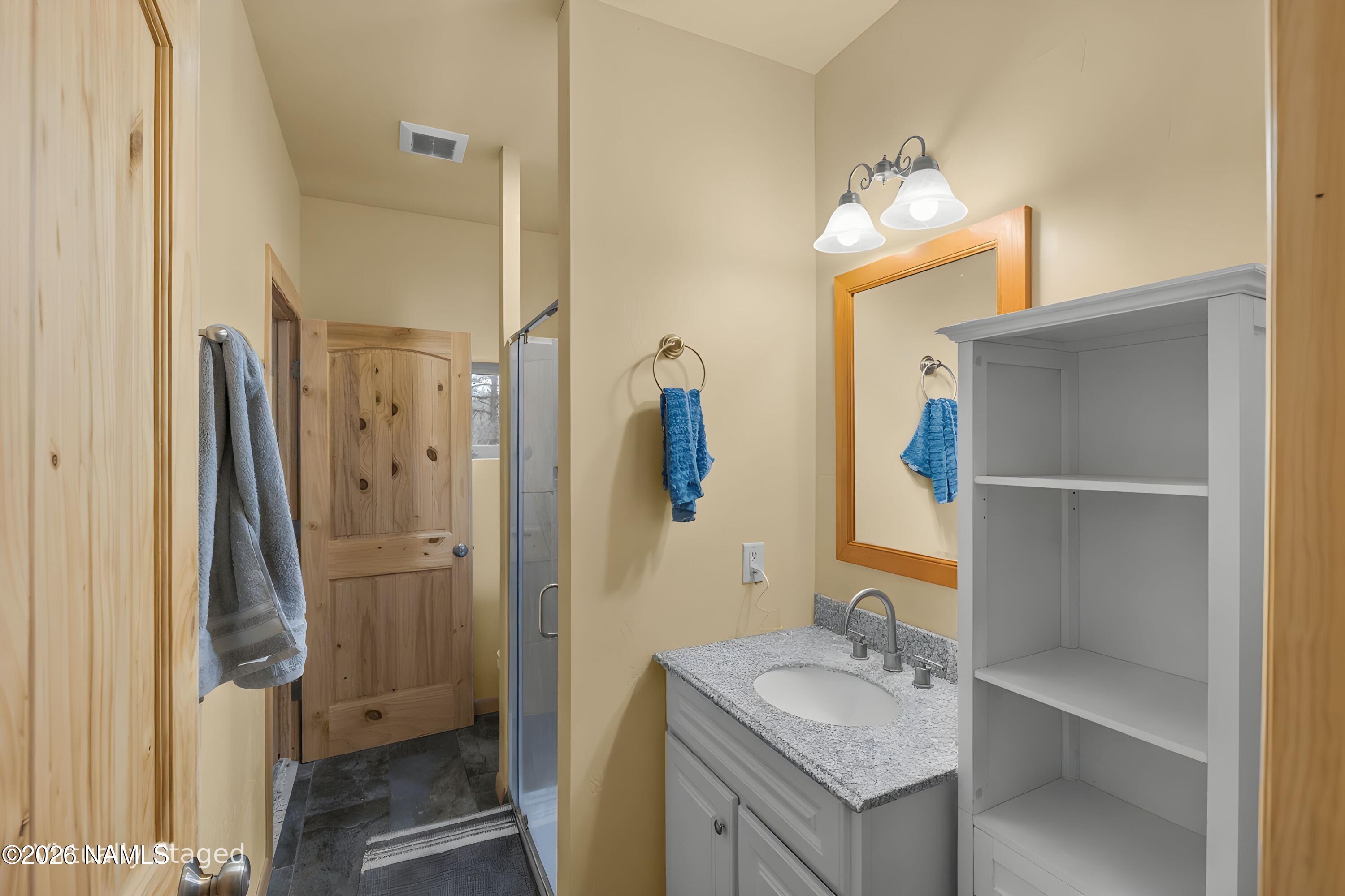 Flagstaff, Arizona, 86001, United States, 4 Bedrooms Bedrooms, ,4 BathroomsBathrooms,Residential,Active,2018185