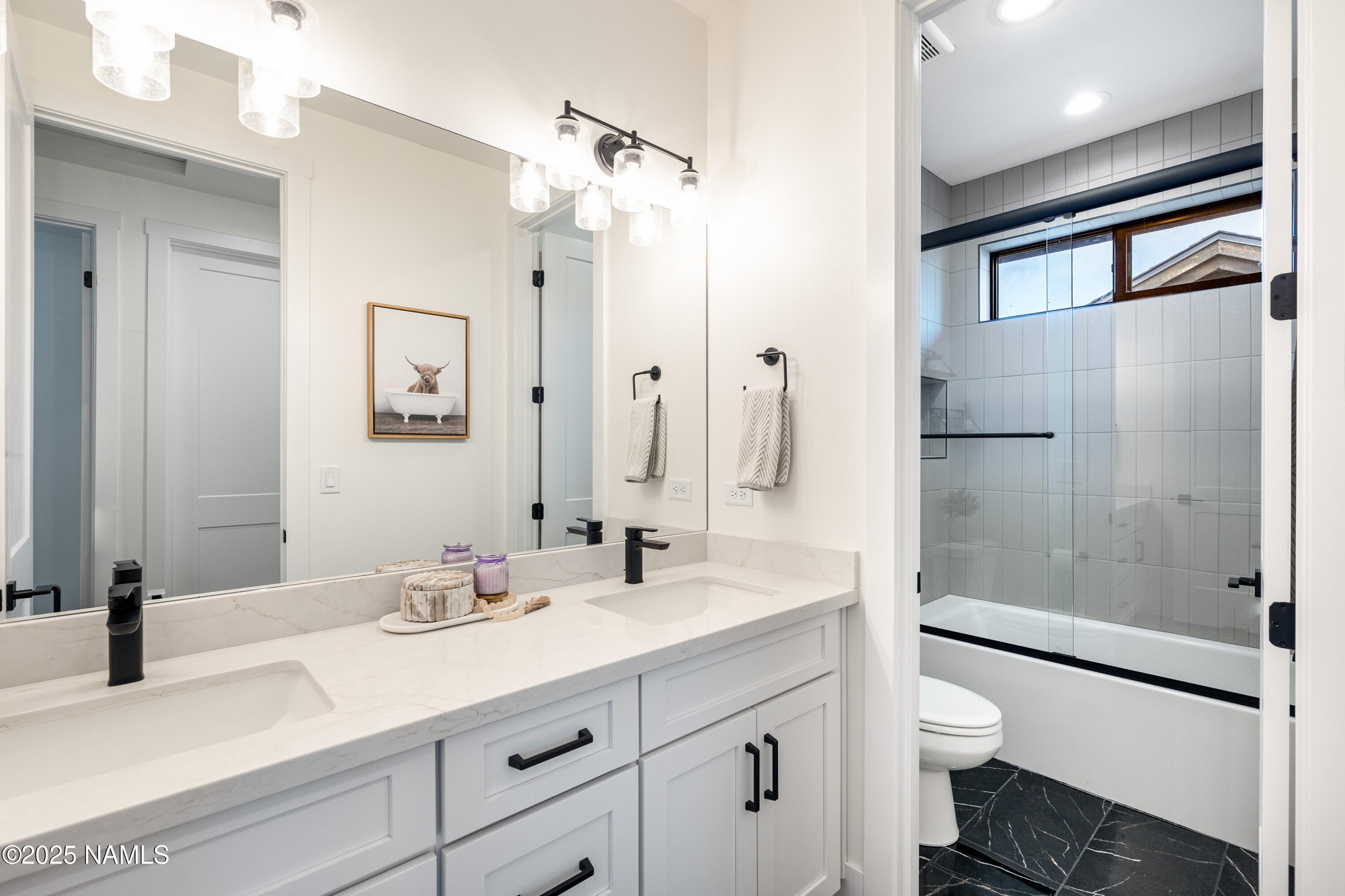 Flagstaff, Arizona, 86005, United States, 5 Bedrooms Bedrooms, ,4 BathroomsBathrooms,Residential,Active,1959522