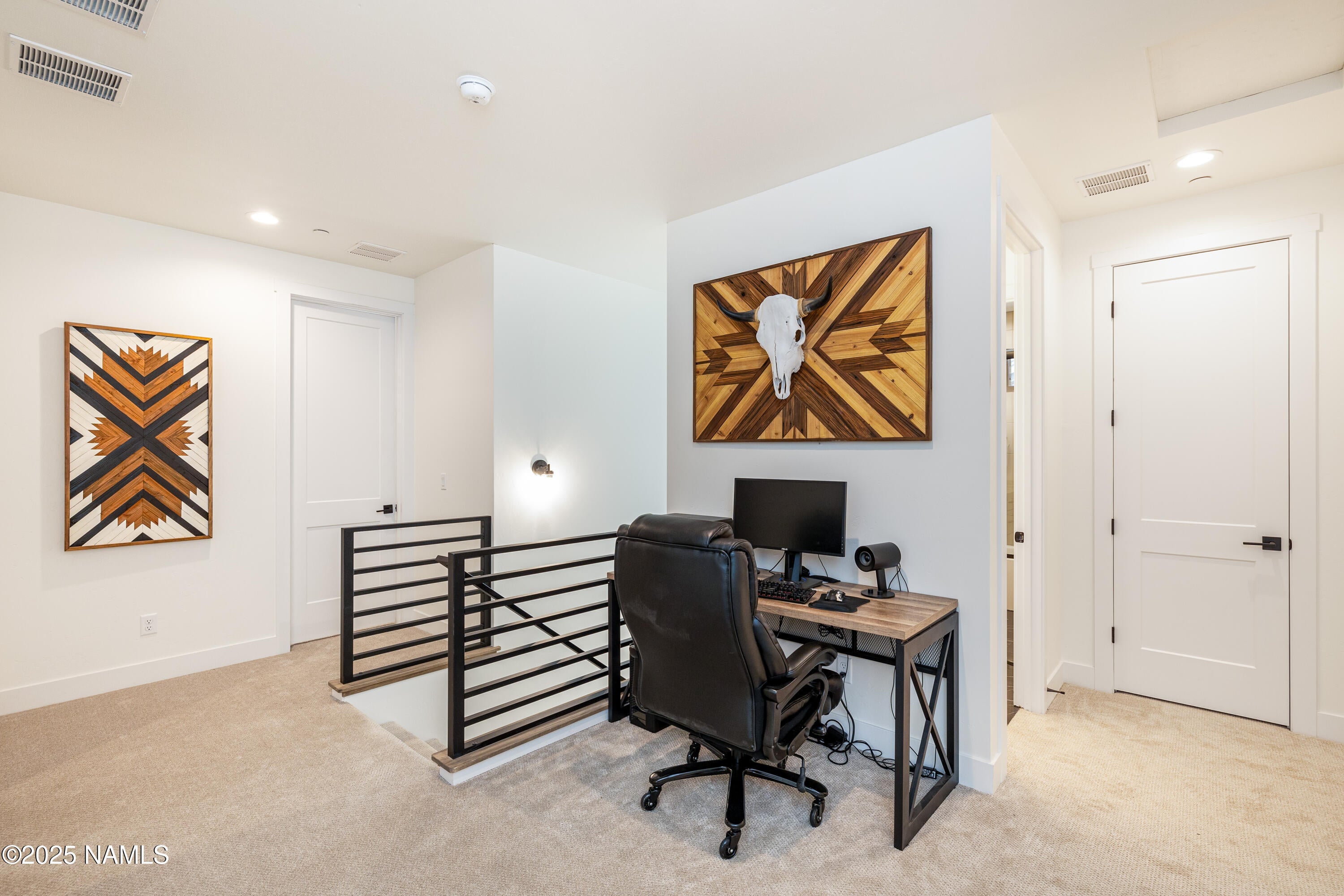 Flagstaff, Arizona, 86005, United States, 5 Bedrooms Bedrooms, ,4 BathroomsBathrooms,Residential,Active,1959522