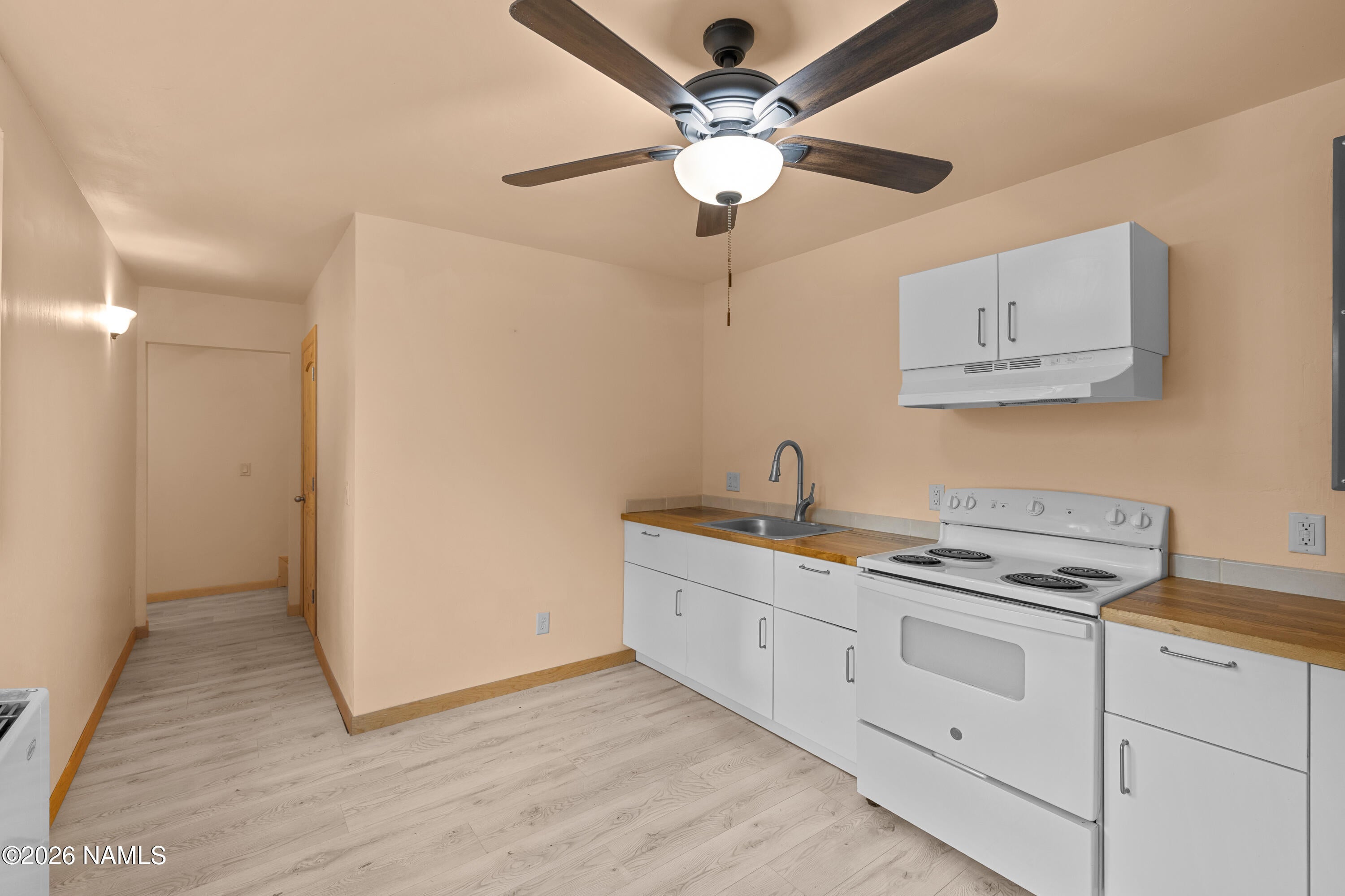 Flagstaff, Arizona, 86001, United States, 4 Bedrooms Bedrooms, ,4 BathroomsBathrooms,Residential,Active,2018185