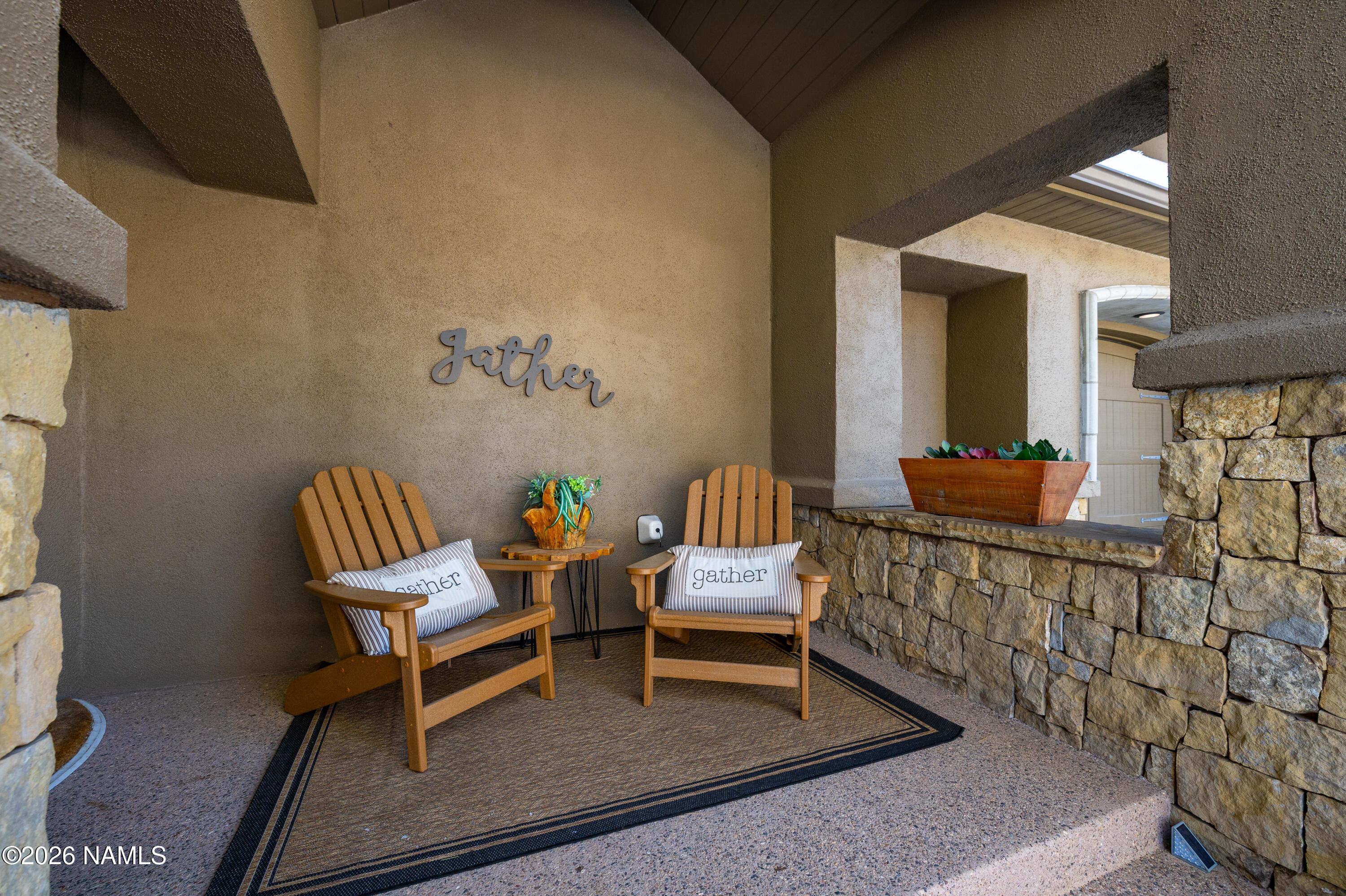 Flagstaff, Arizona, 86005, United States, 4 Bedrooms Bedrooms, ,4 BathroomsBathrooms,Residential,Active,2009412