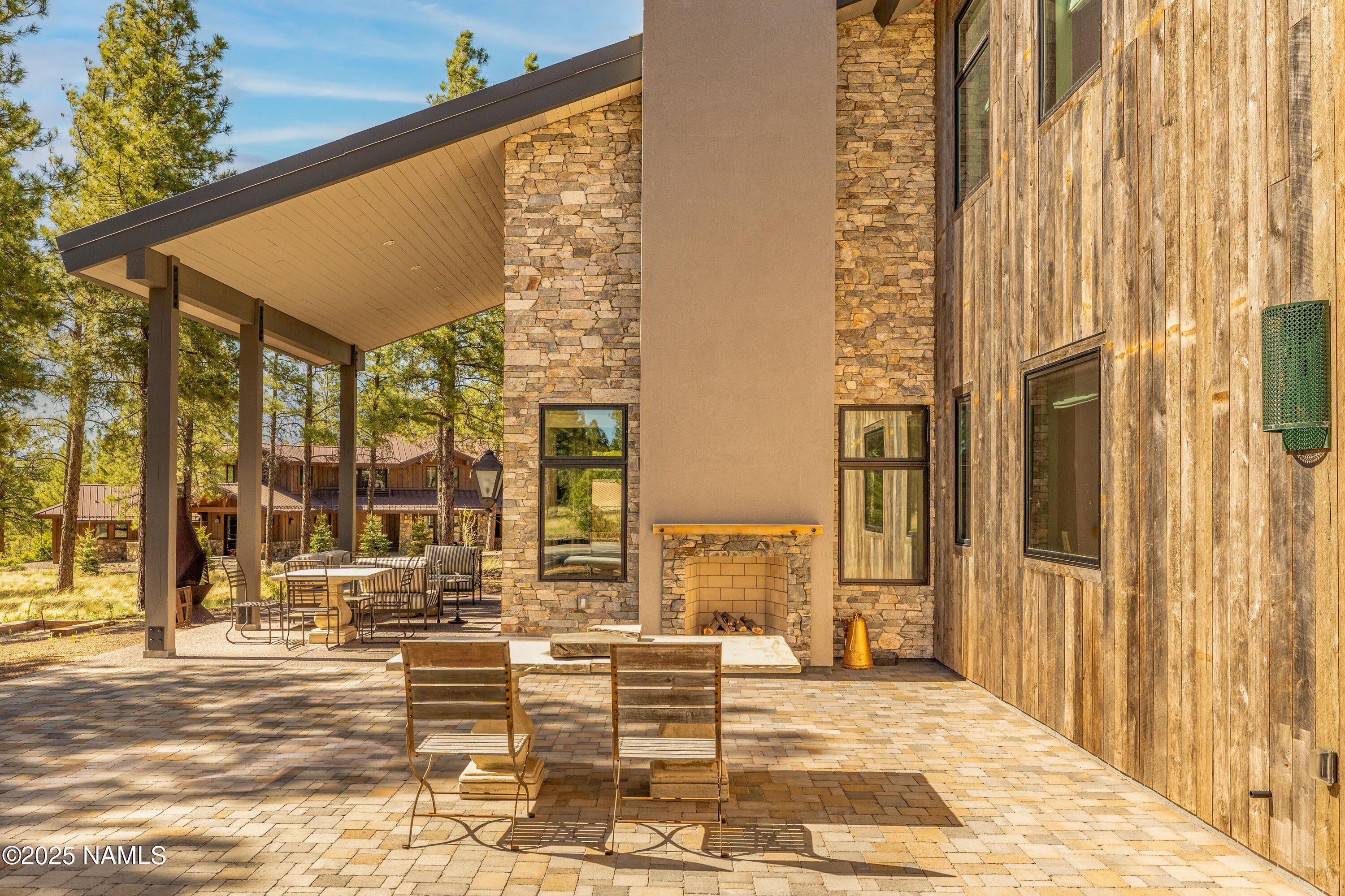 Flagstaff, Arizona, 86004, United States, 4 Bedrooms Bedrooms, ,6 BathroomsBathrooms,Residential,Active,1756325