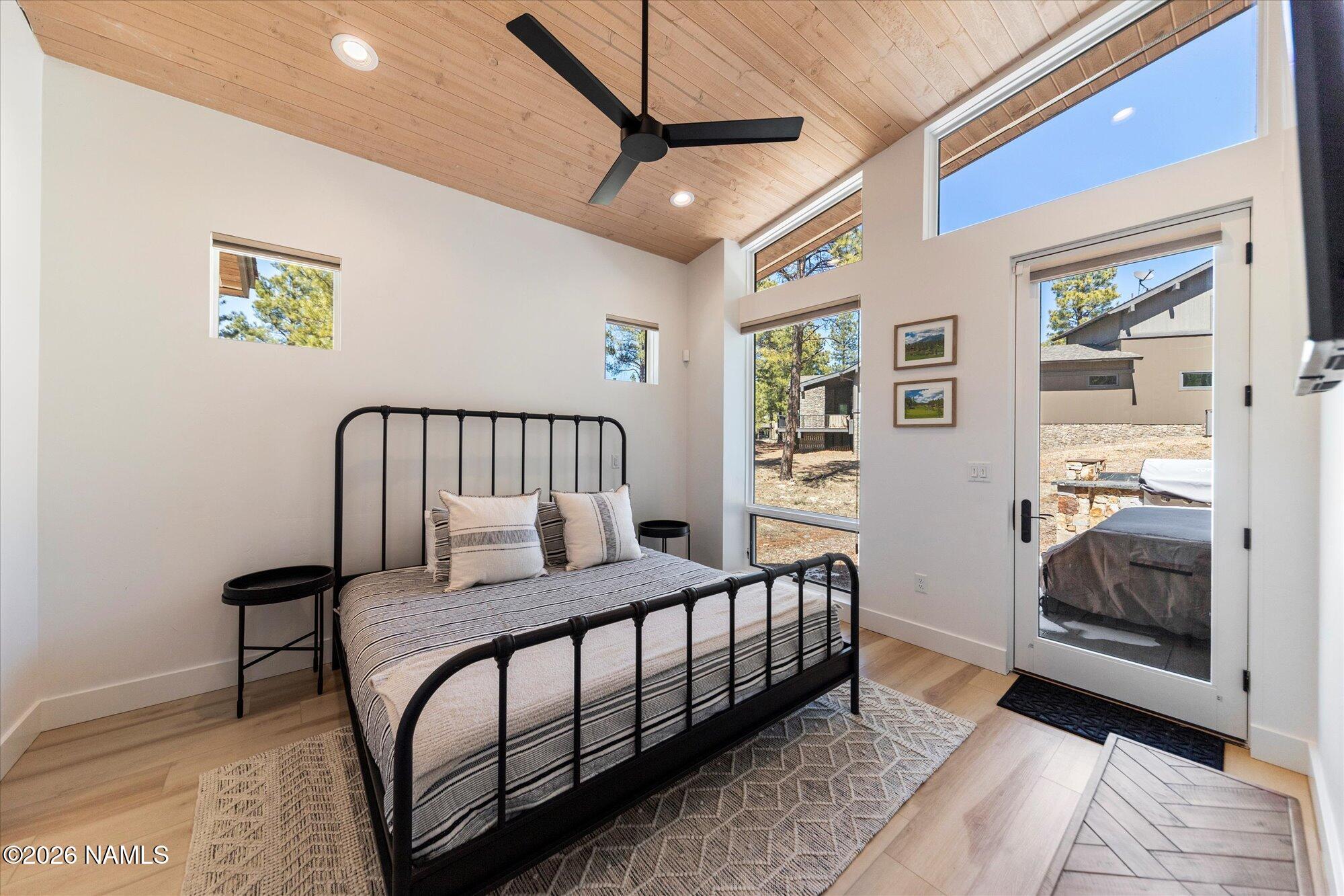 Flagstaff, Arizona, 86005, United States, 4 Bedrooms Bedrooms, ,4 BathroomsBathrooms,Residential,Active,2006845