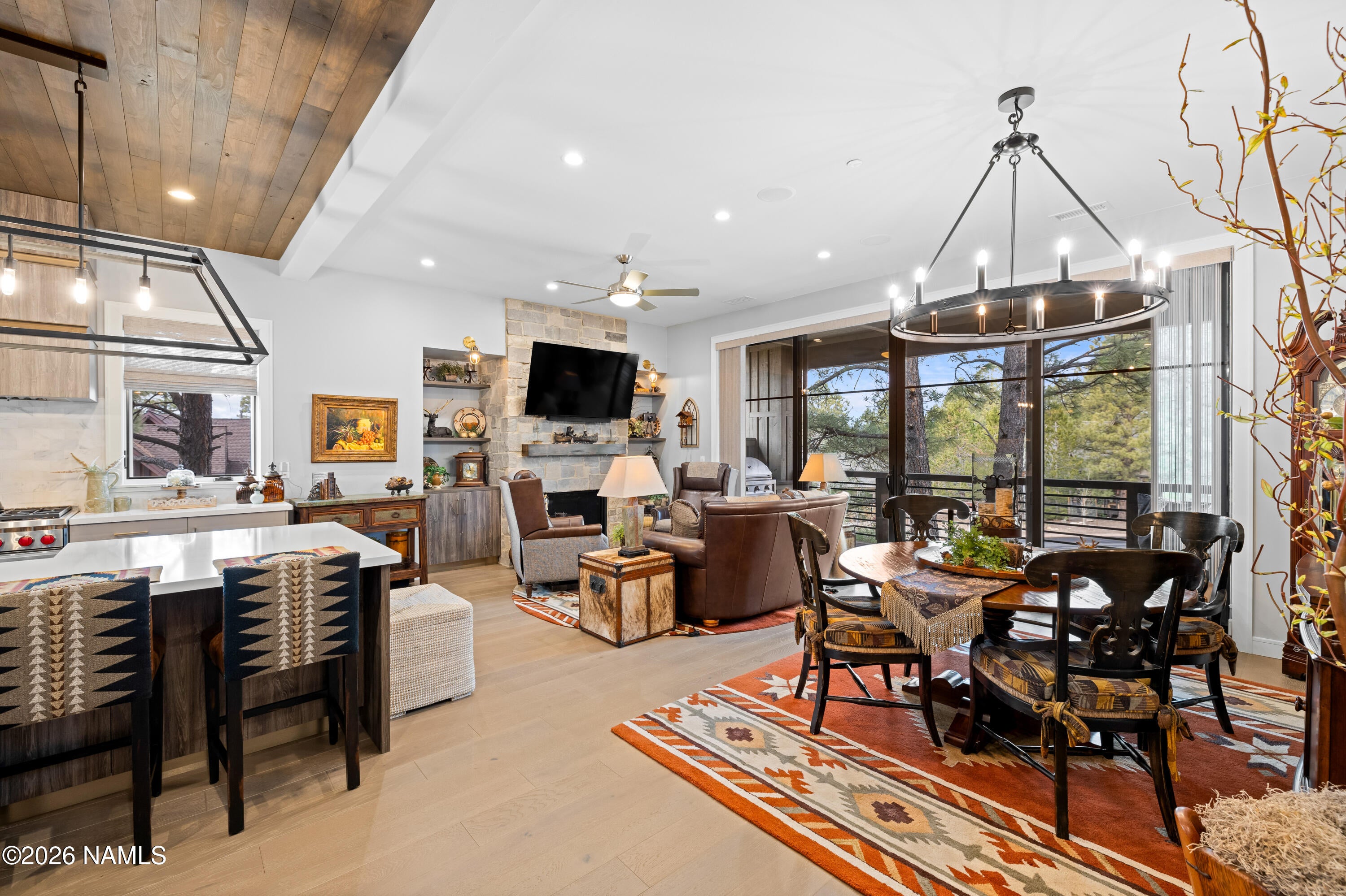 Flagstaff, Arizona, 86005, United States, 3 Bedrooms Bedrooms, ,4 BathroomsBathrooms,Residential,Active,2012817