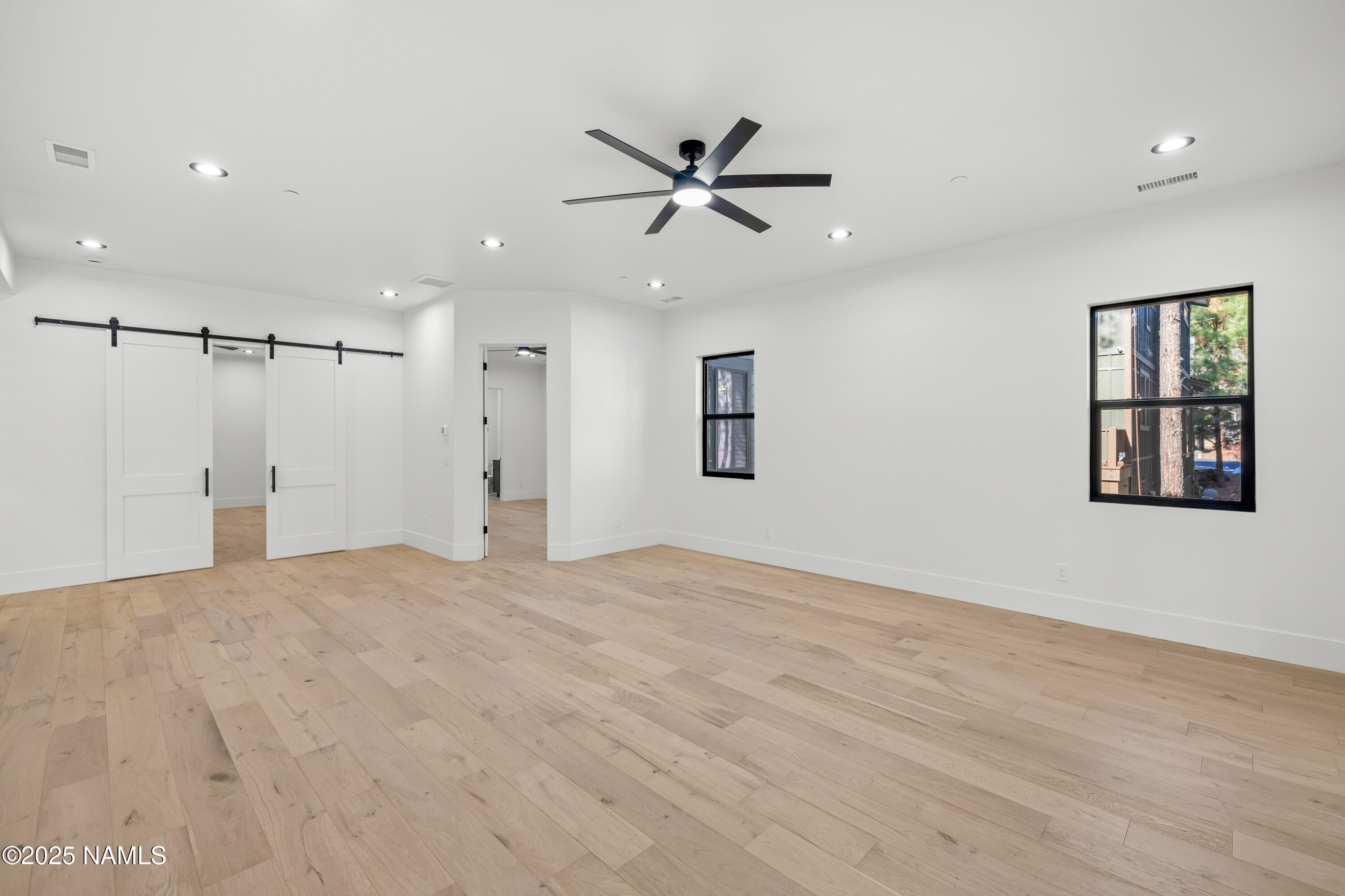 Flagstaff, Arizona, 86005, United States, 4 Bedrooms Bedrooms, ,4 BathroomsBathrooms,Residential,Active,1922481