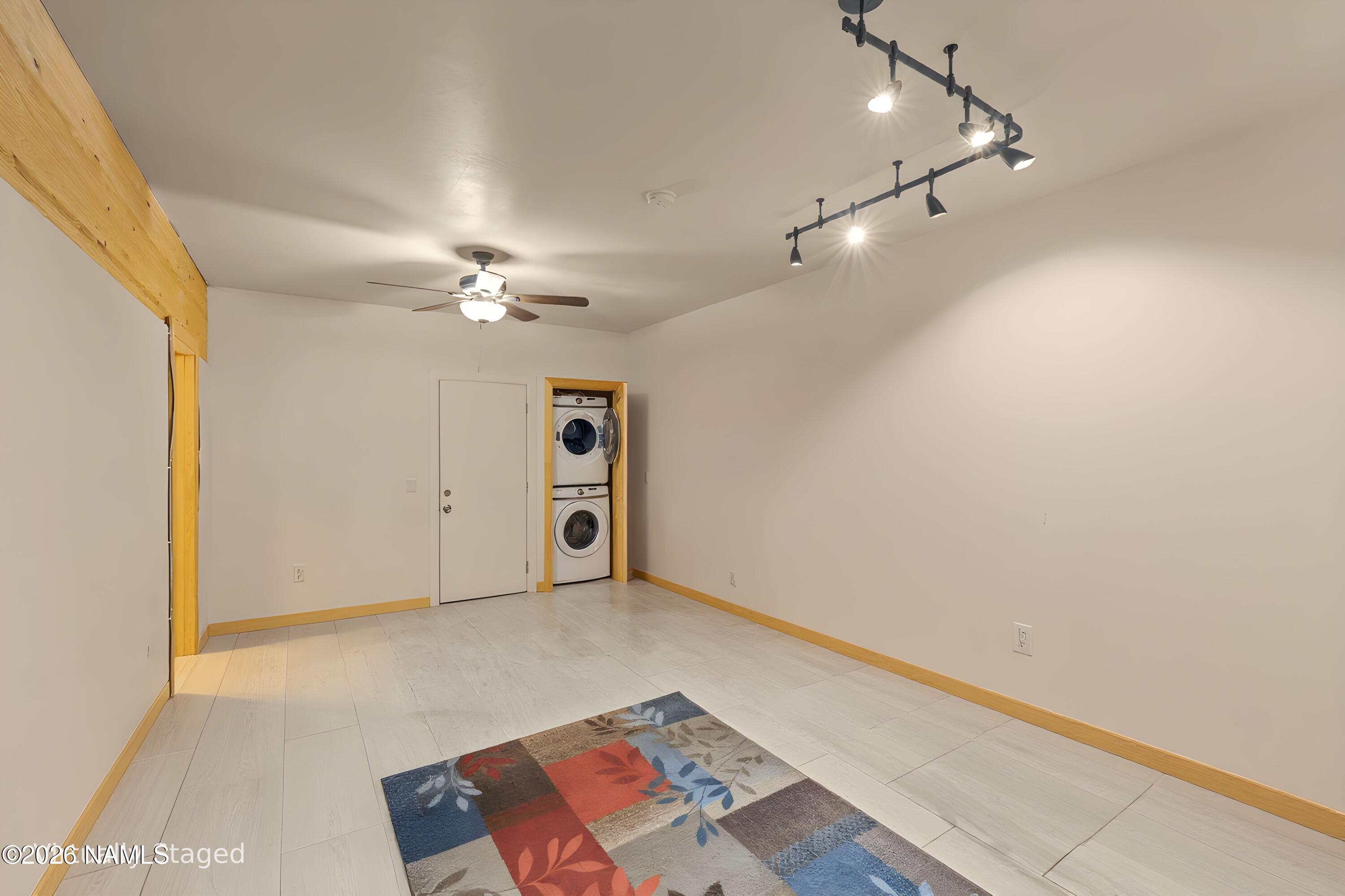 Flagstaff, Arizona, 86001, United States, 4 Bedrooms Bedrooms, ,4 BathroomsBathrooms,Residential,Active,2018185