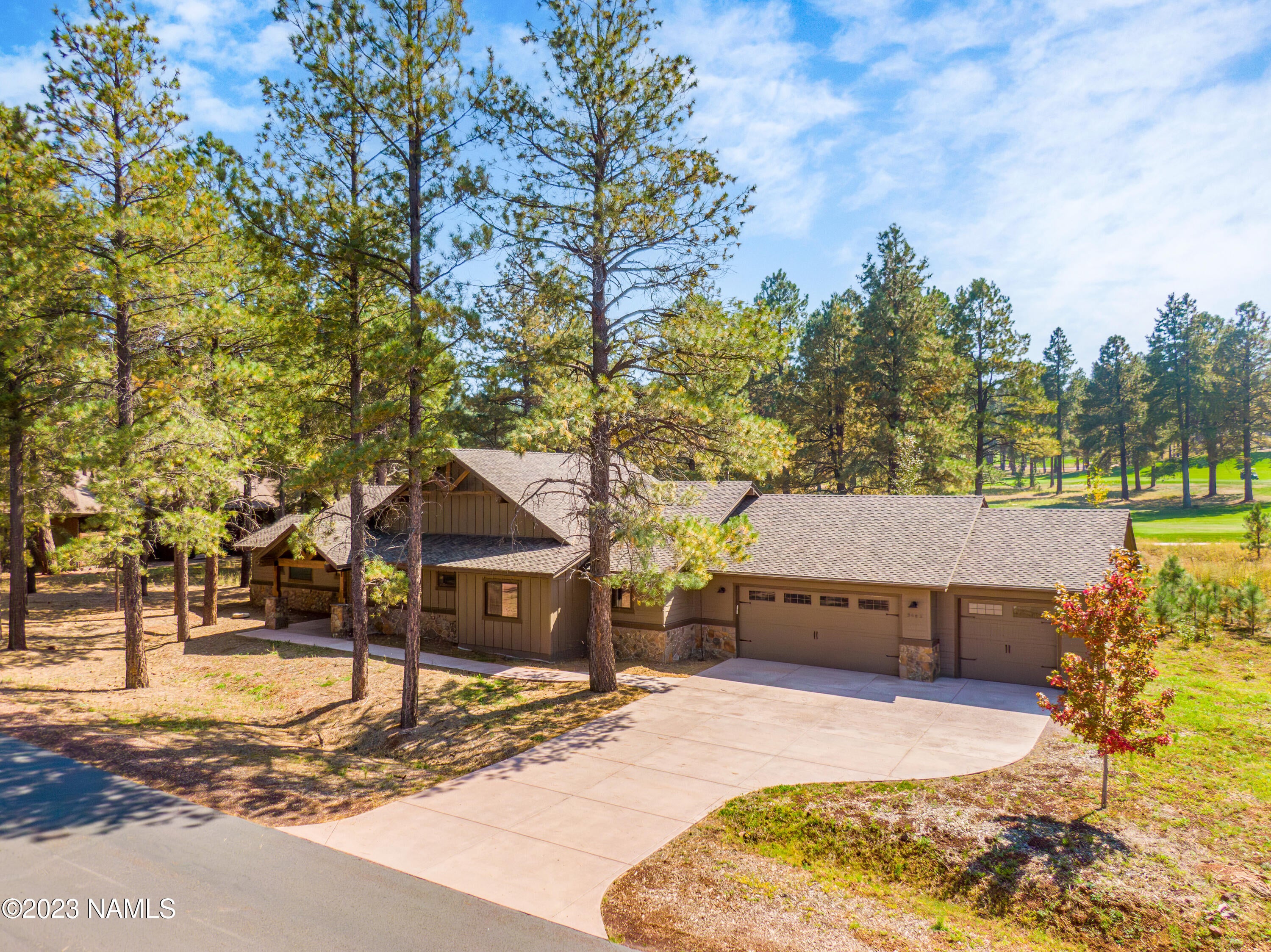 Flagstaff, Arizona, 86005, United States, 4 Bedrooms Bedrooms, ,3 BathroomsBathrooms,Residential,Active,2013664