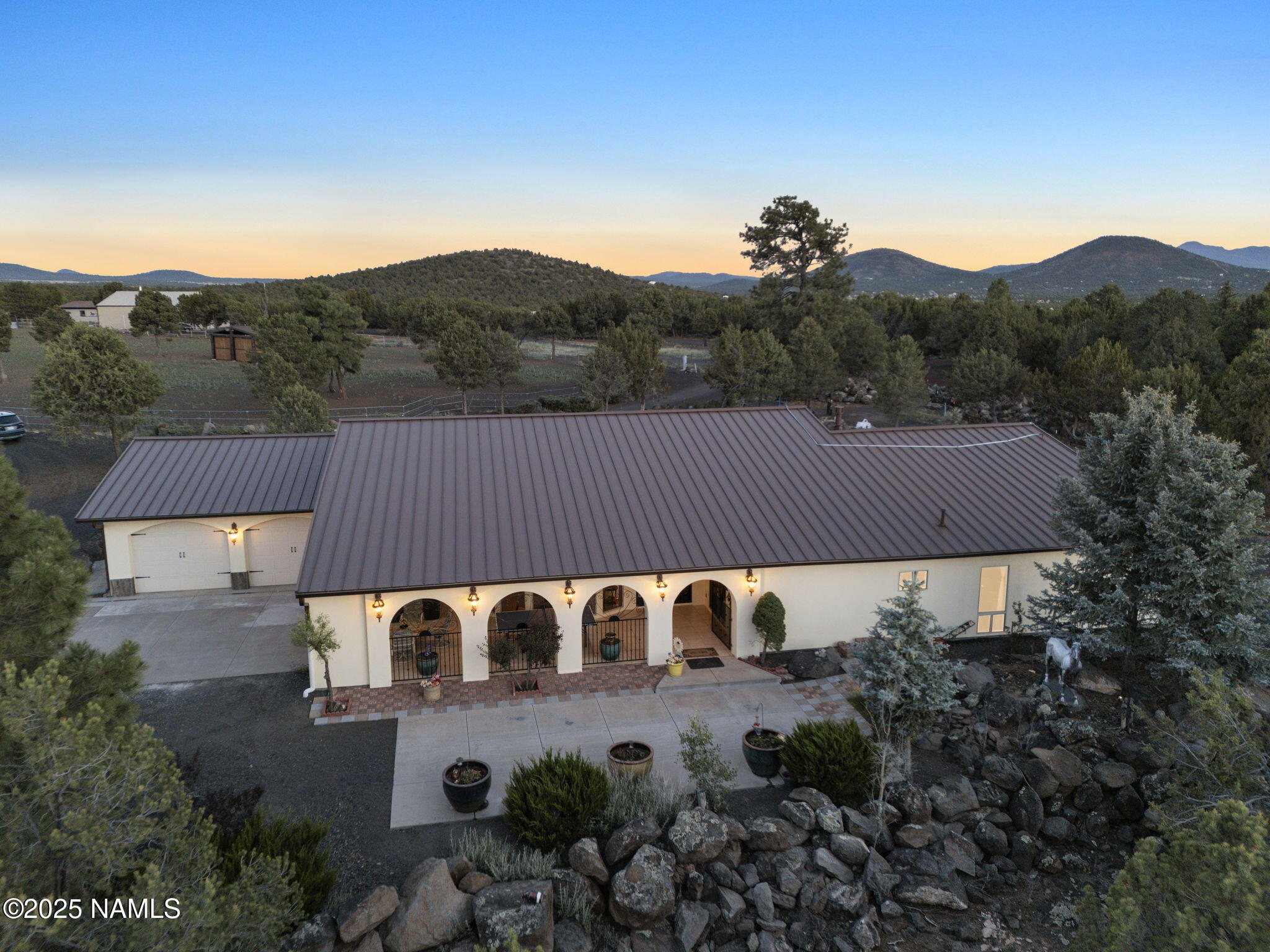 Williams, Arizona, 86046, United States, 3 Bedrooms Bedrooms, ,4 BathroomsBathrooms,Residential,Active,1871833