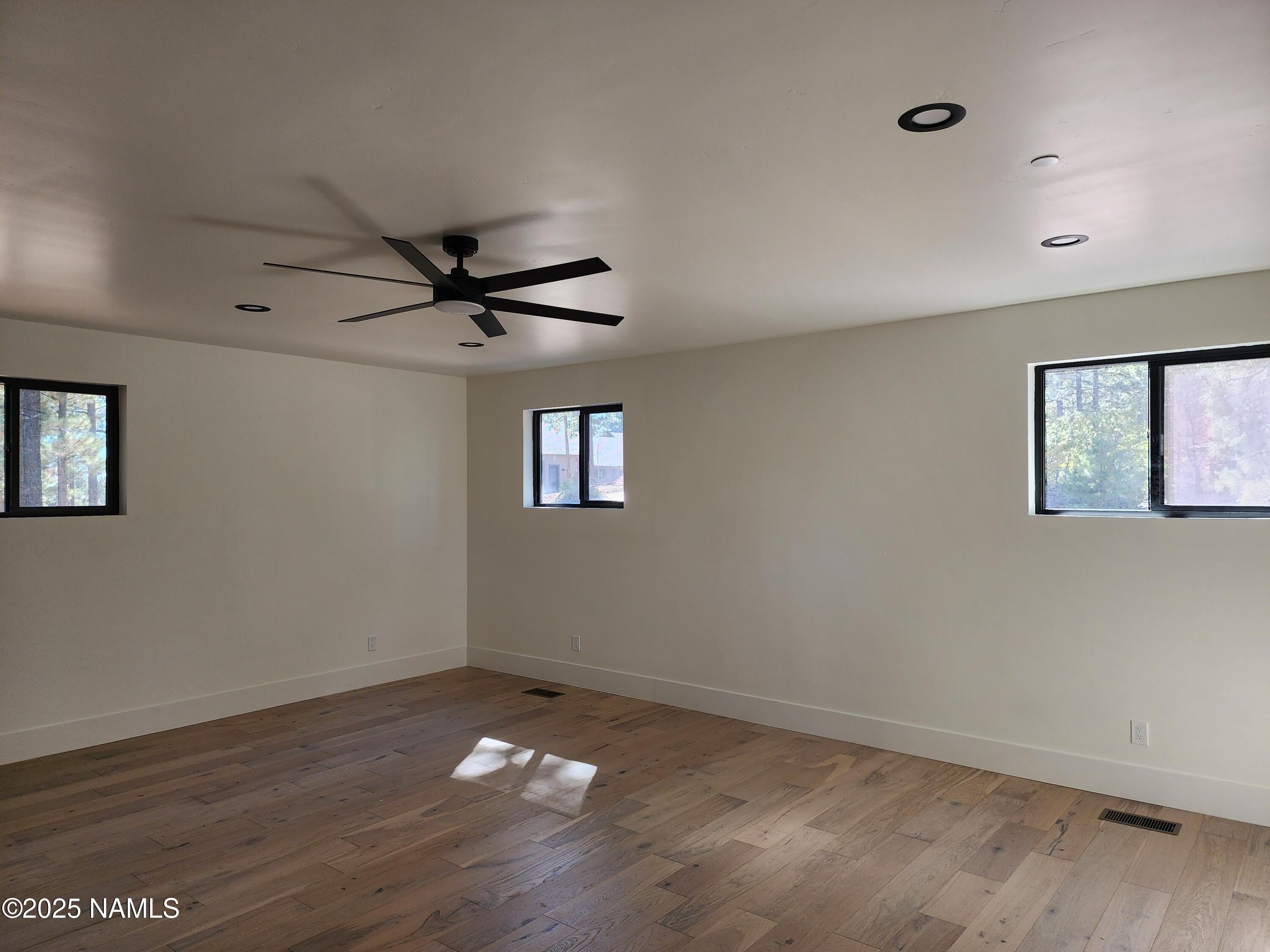 Flagstaff, Arizona, 86005, United States, 4 Bedrooms Bedrooms, ,4 BathroomsBathrooms,Residential,Active,1922481