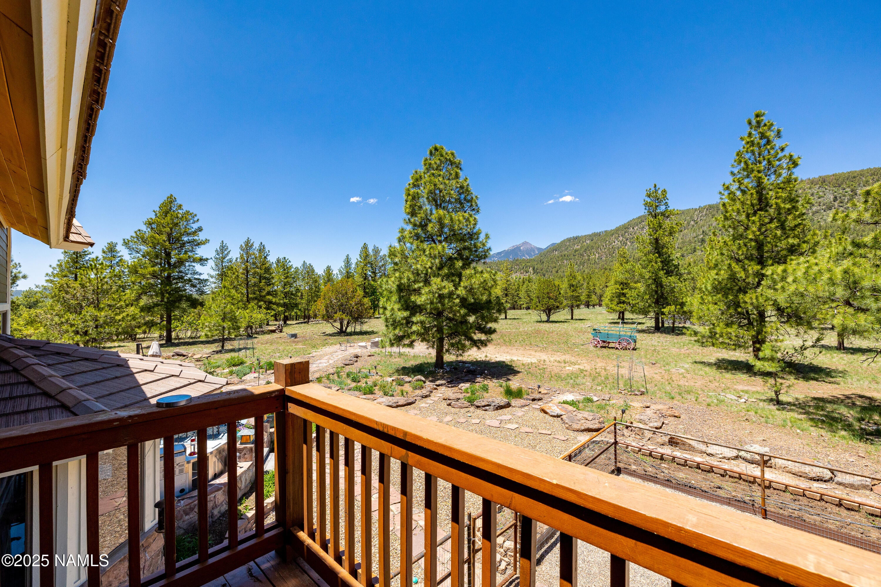 Flagstaff, Arizona, 86001, United States, 3 Bedrooms Bedrooms, ,4 BathroomsBathrooms,Residential,Active,1988717