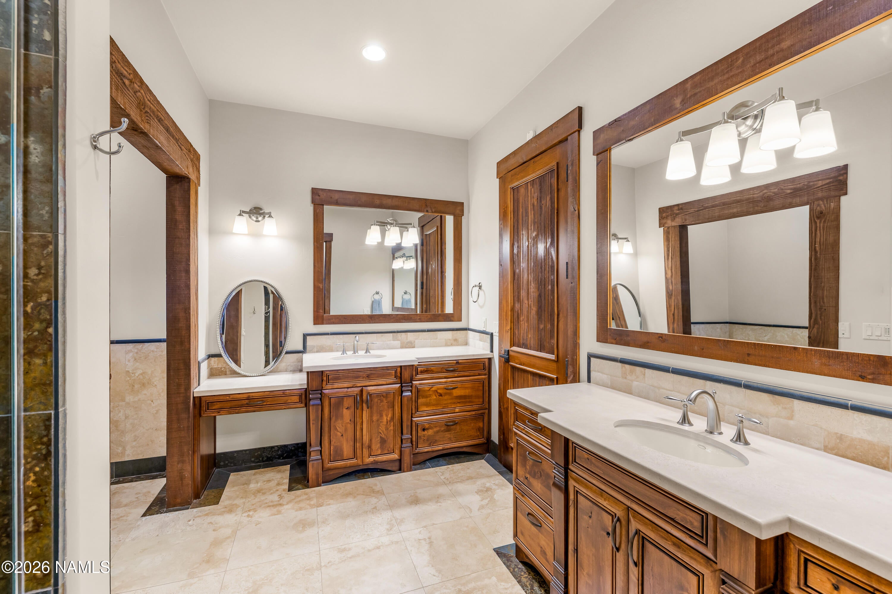 Flagstaff, Arizona, 86005, United States, 5 Bedrooms Bedrooms, ,6 BathroomsBathrooms,Residential,Active,2042667