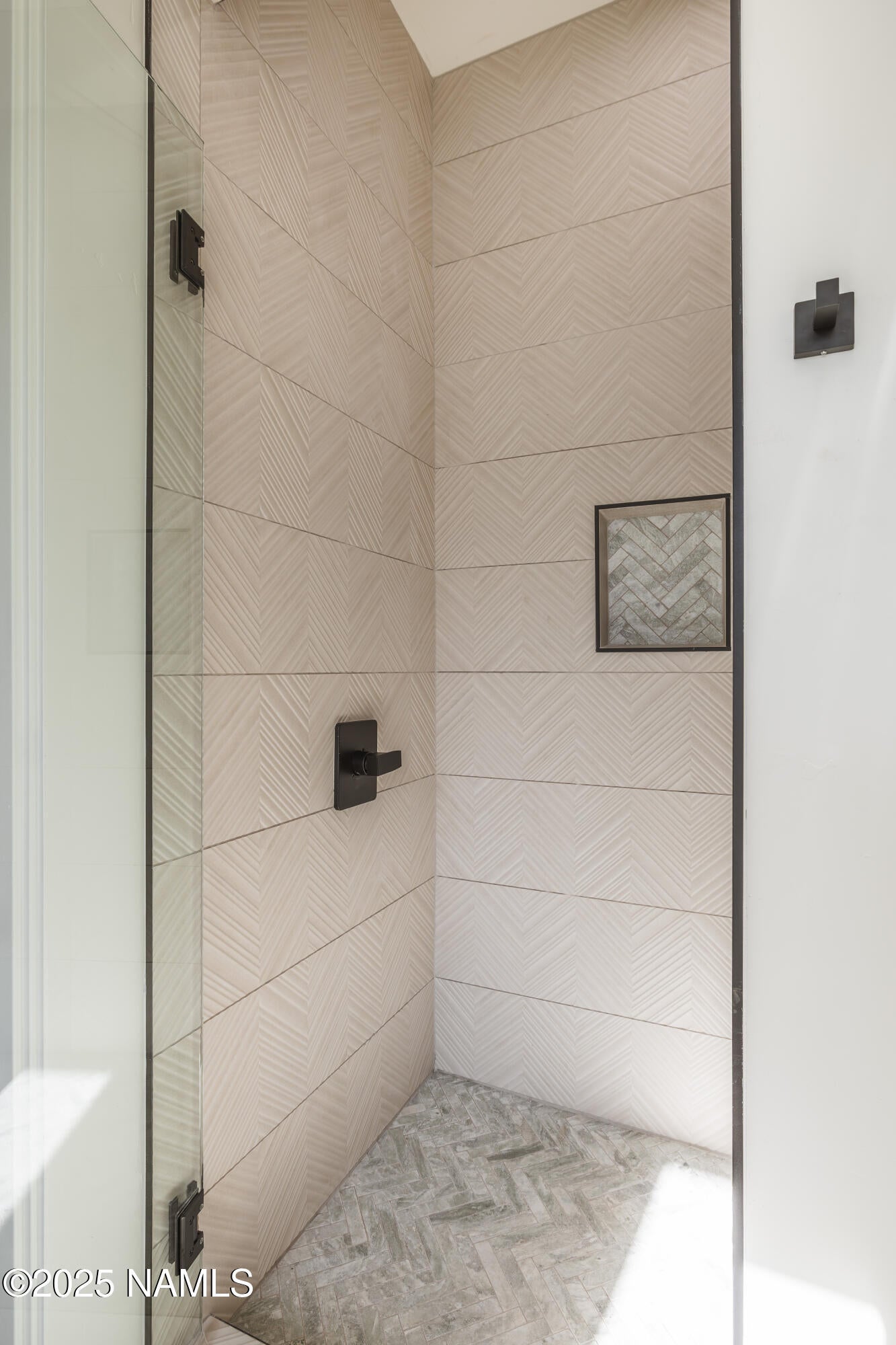 Flagstaff, Arizona, 86005, United States, 4 Bedrooms Bedrooms, ,4 BathroomsBathrooms,Residential,Active,1922481