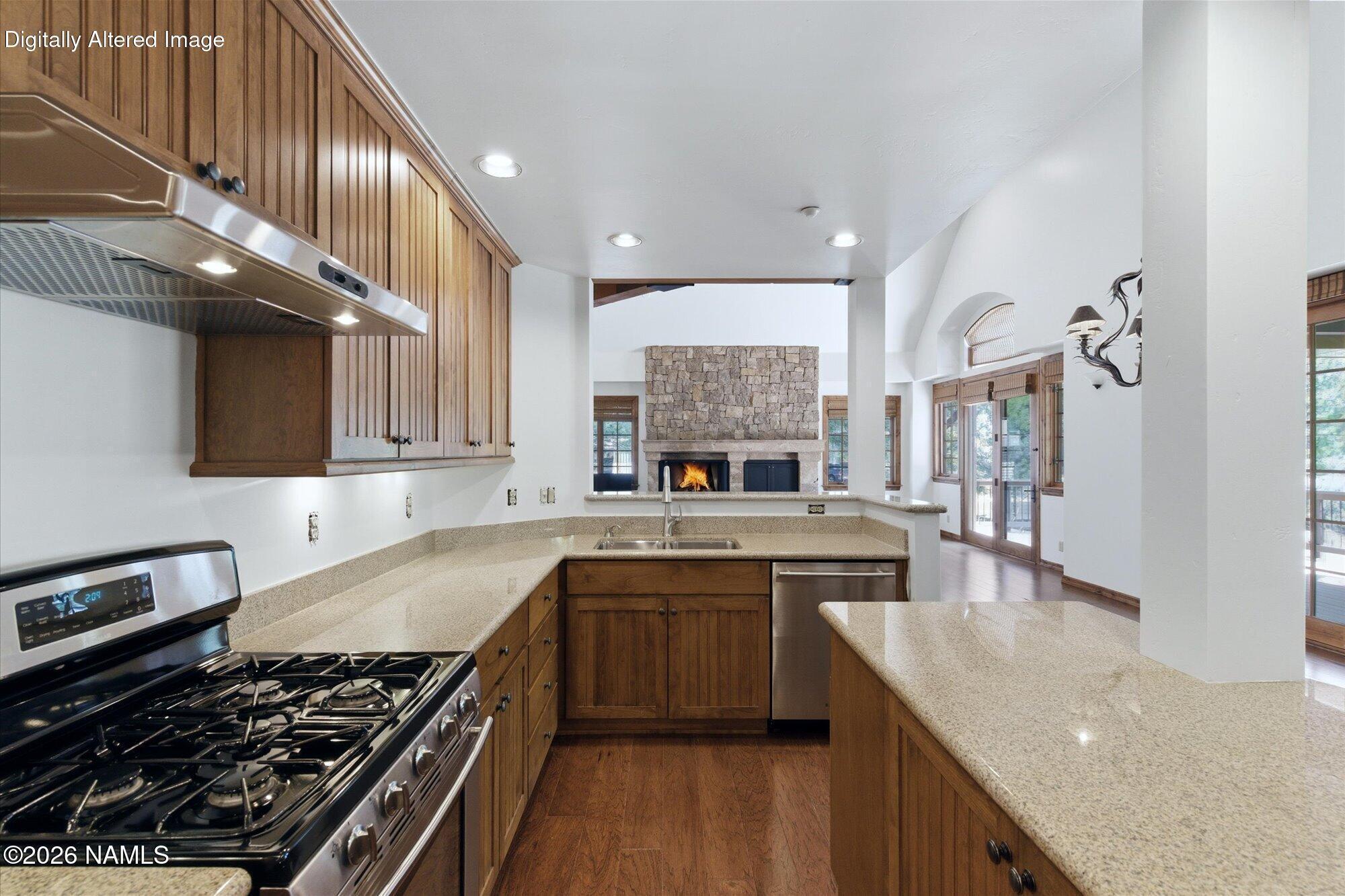 Flagstaff, Arizona, 86005, United States, 4 Bedrooms Bedrooms, ,4 BathroomsBathrooms,Residential,Active,2009412
