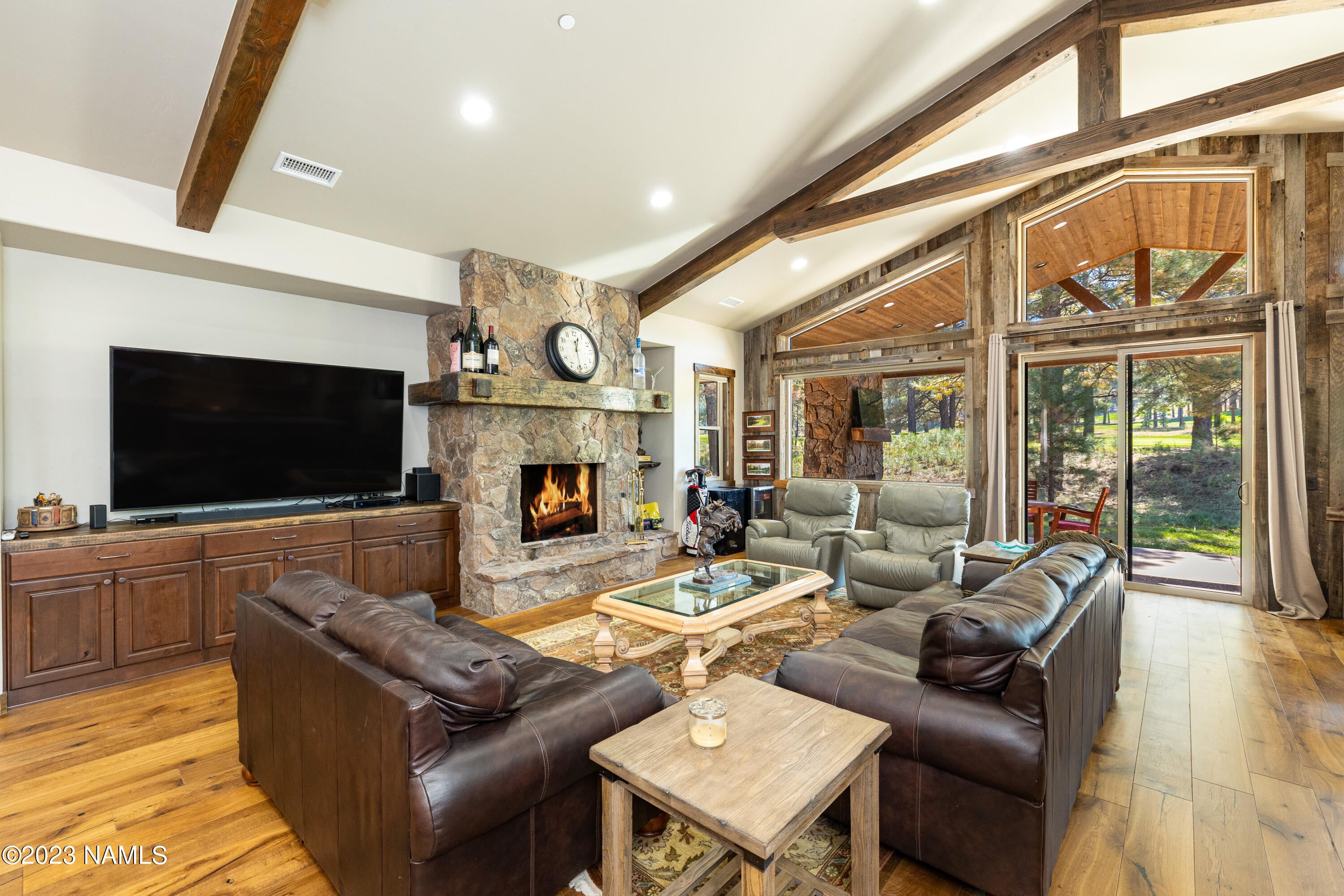 Flagstaff, Arizona, 86005, United States, 4 Bedrooms Bedrooms, ,3 BathroomsBathrooms,Residential,Active,2013664