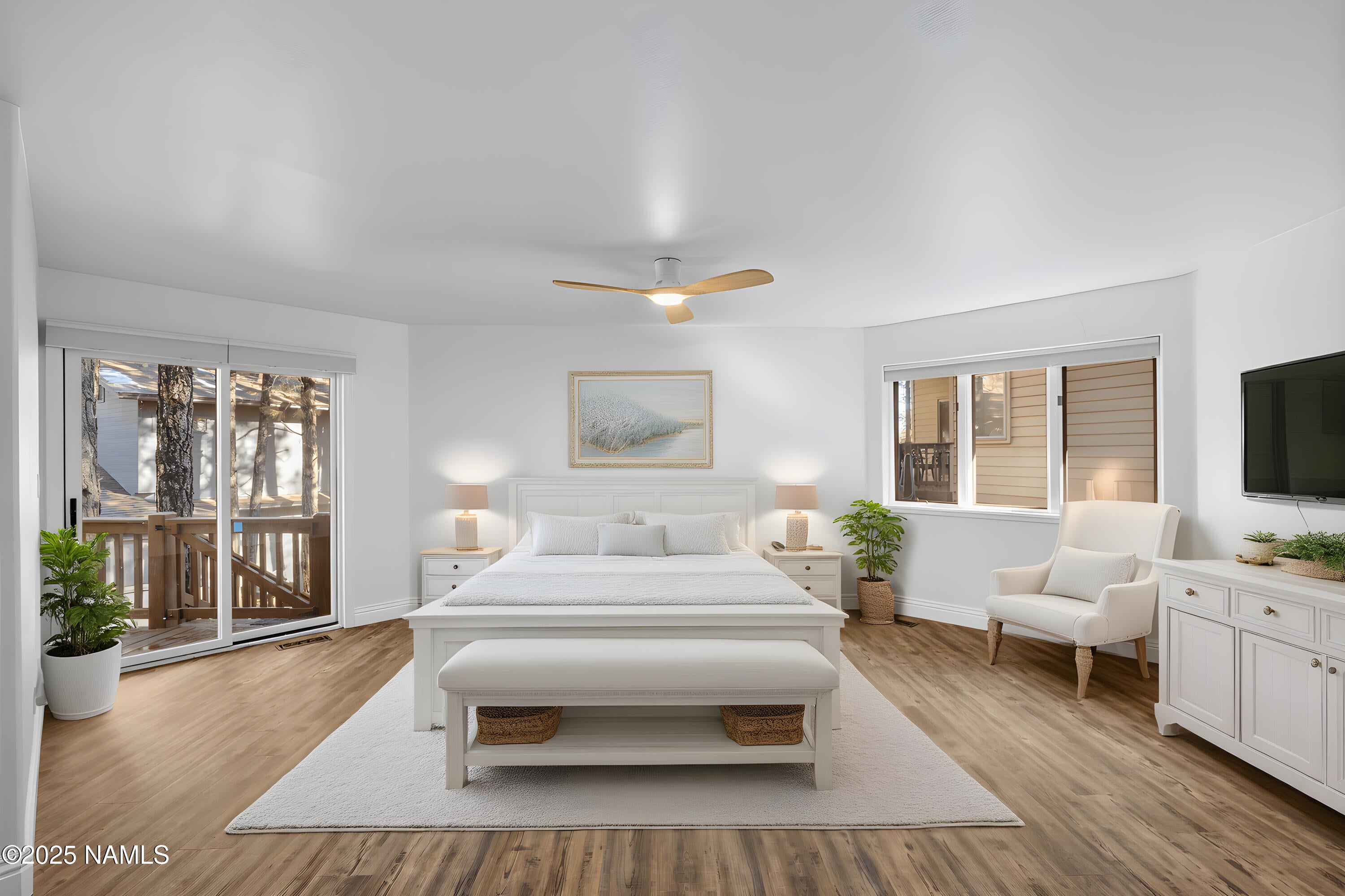 Flagstaff, Arizona, 86005, United States, 4 Bedrooms Bedrooms, ,4 BathroomsBathrooms,Residential,Active,1999173