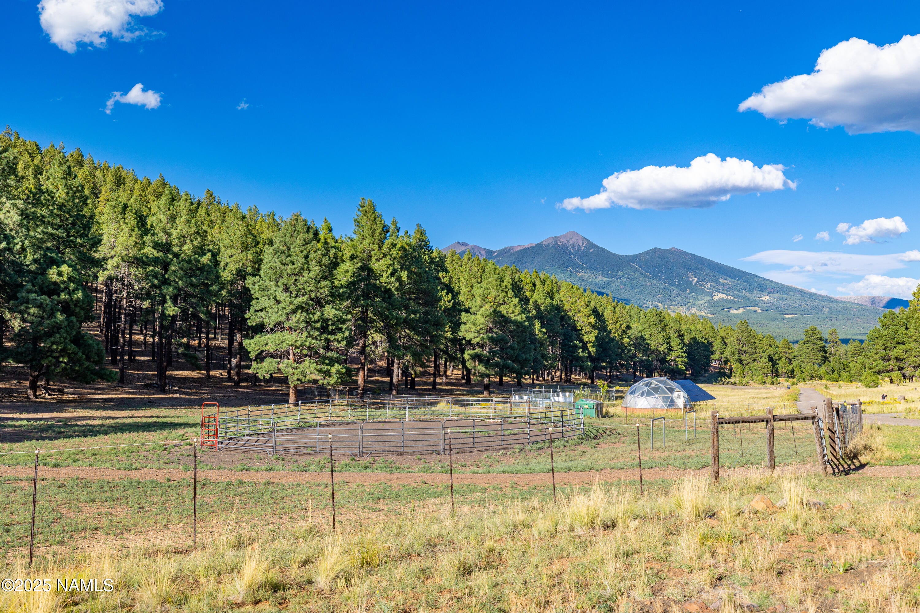 Flagstaff, Arizona, 86001, United States, 5 Bedrooms Bedrooms, ,5 BathroomsBathrooms,Residential,Active,1945089