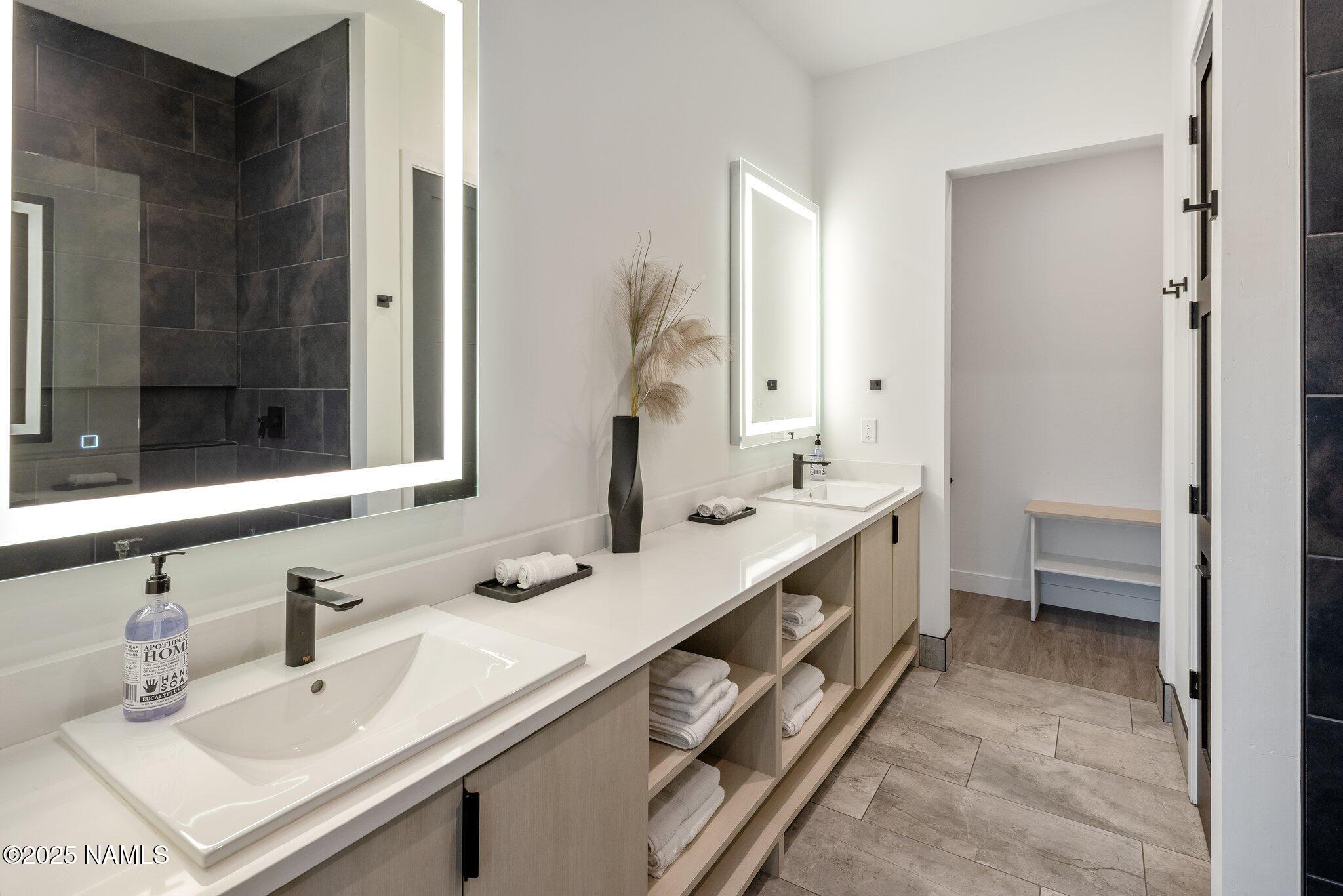 Scottsdale, Arizona, 85262, United States, 12 Bedrooms Bedrooms, ,14 BathroomsBathrooms,Residential,Active,1892622