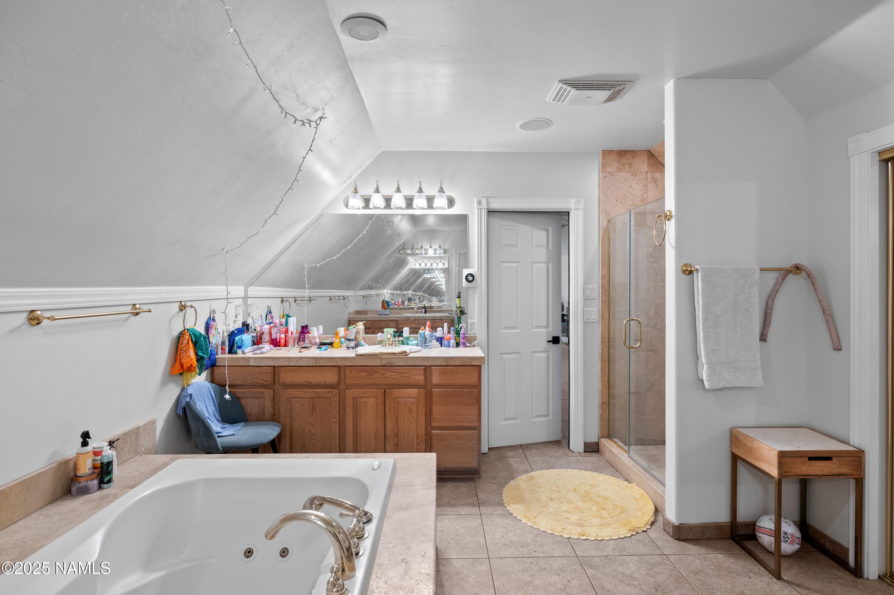 Flagstaff, Arizona, 86001, United States, 5 Bedrooms Bedrooms, ,5 BathroomsBathrooms,Residential,Active,1945089