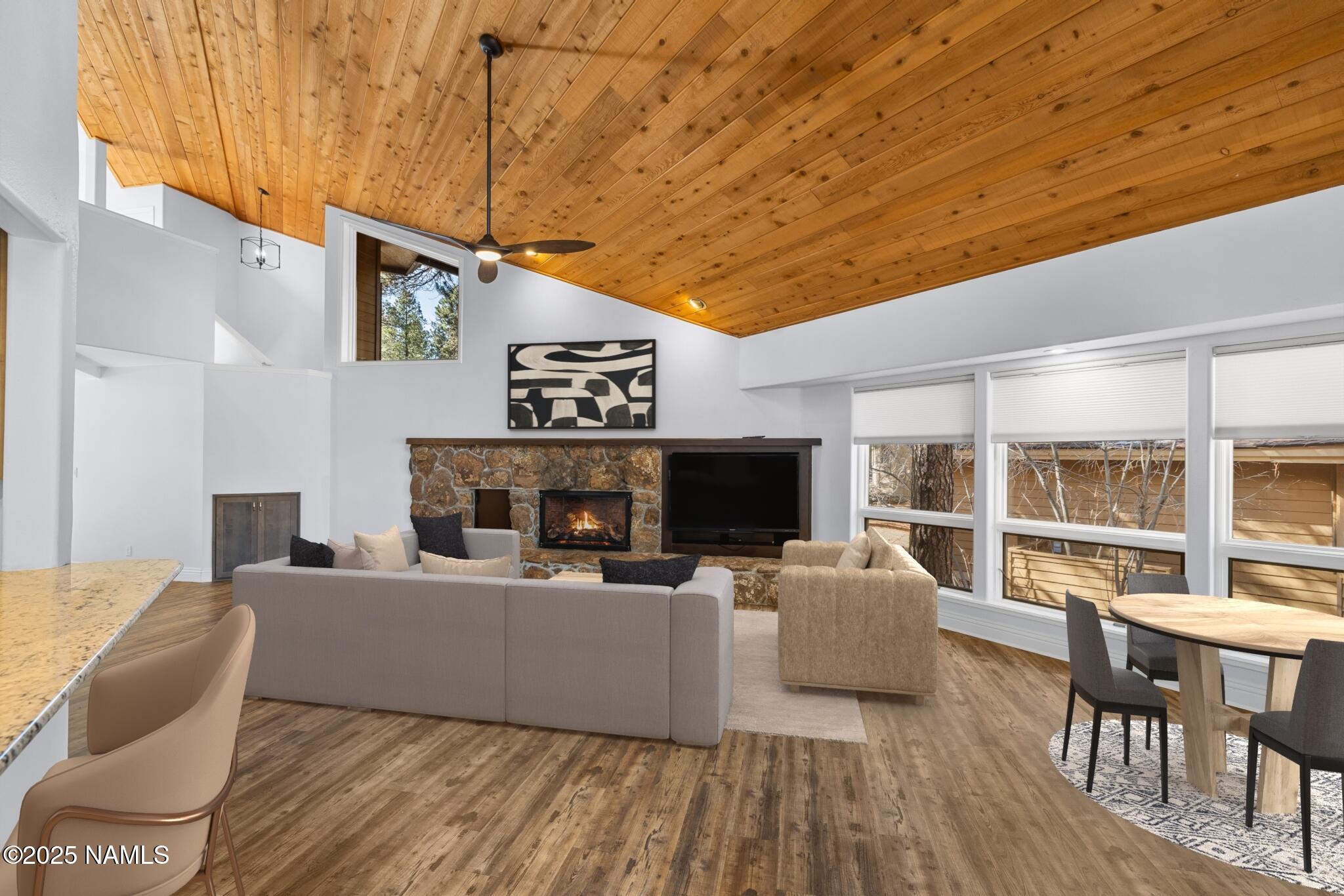 Flagstaff, Arizona, 86005, United States, 4 Bedrooms Bedrooms, ,4 BathroomsBathrooms,Residential,Active,1999173