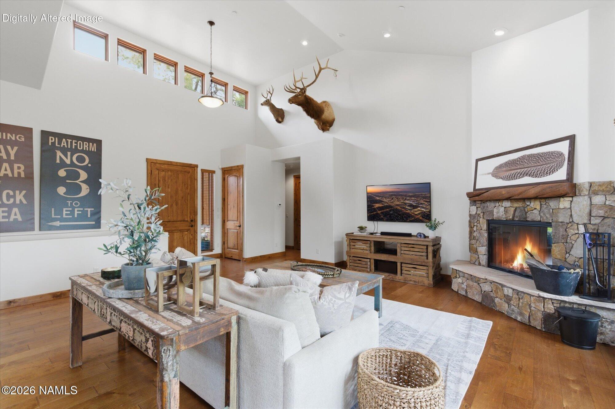 Flagstaff, Arizona, 86005, United States, 4 Bedrooms Bedrooms, ,5 BathroomsBathrooms,Residential,Active,2009844