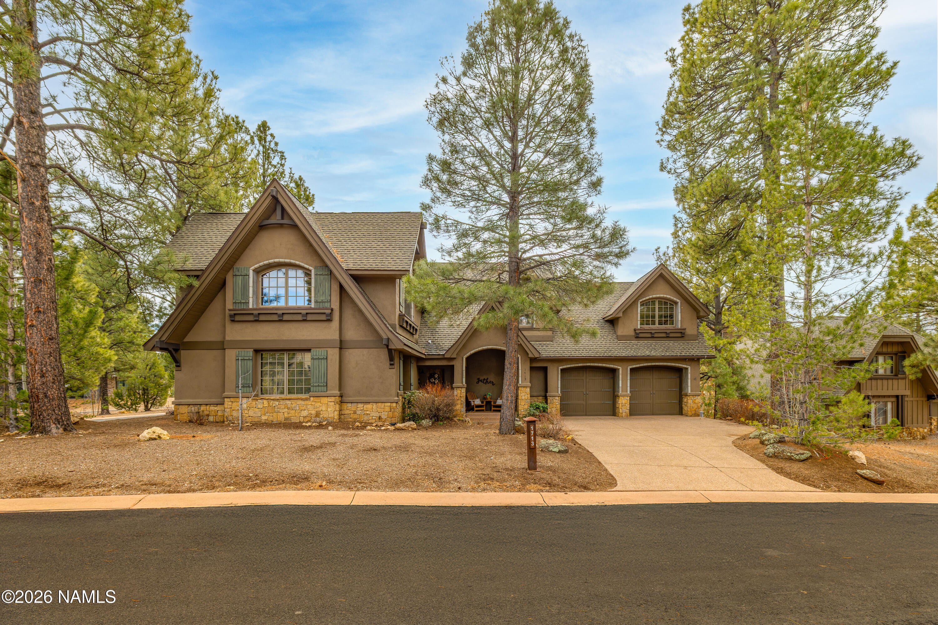 Flagstaff, Arizona, 86005, United States, 4 Bedrooms Bedrooms, ,4 BathroomsBathrooms,Residential,Active,2009412