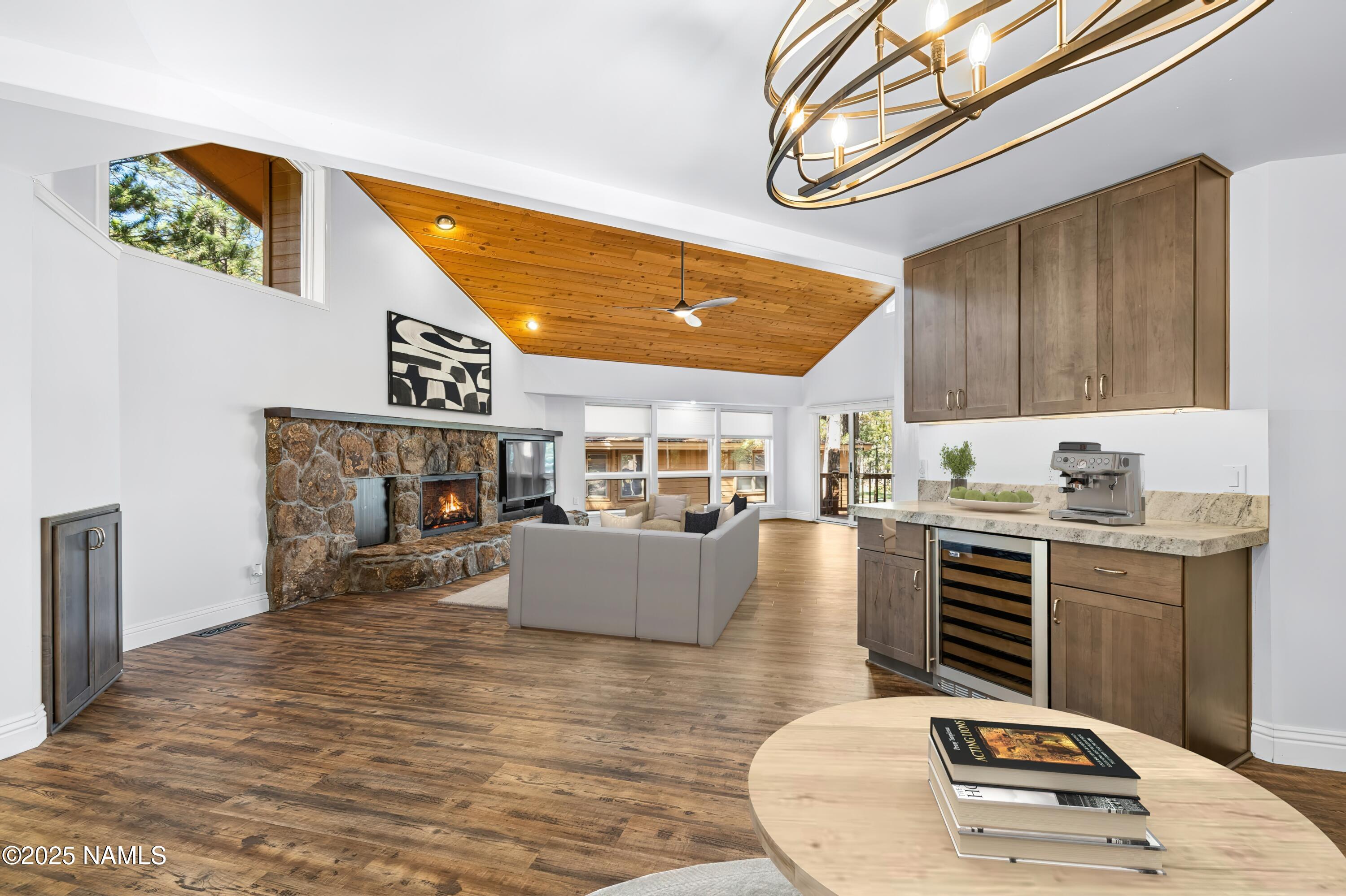 Flagstaff, Arizona, 86005, United States, 4 Bedrooms Bedrooms, ,4 BathroomsBathrooms,Residential,Active,1999173