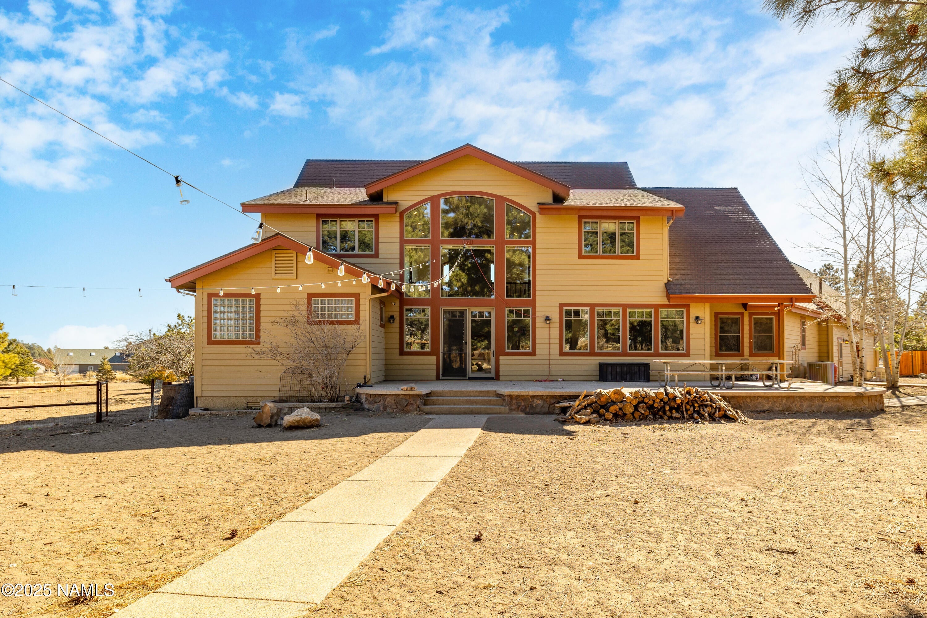 Flagstaff, Arizona, 86004, United States, 5 Bedrooms Bedrooms, ,5 BathroomsBathrooms,Residential,Active,1922539