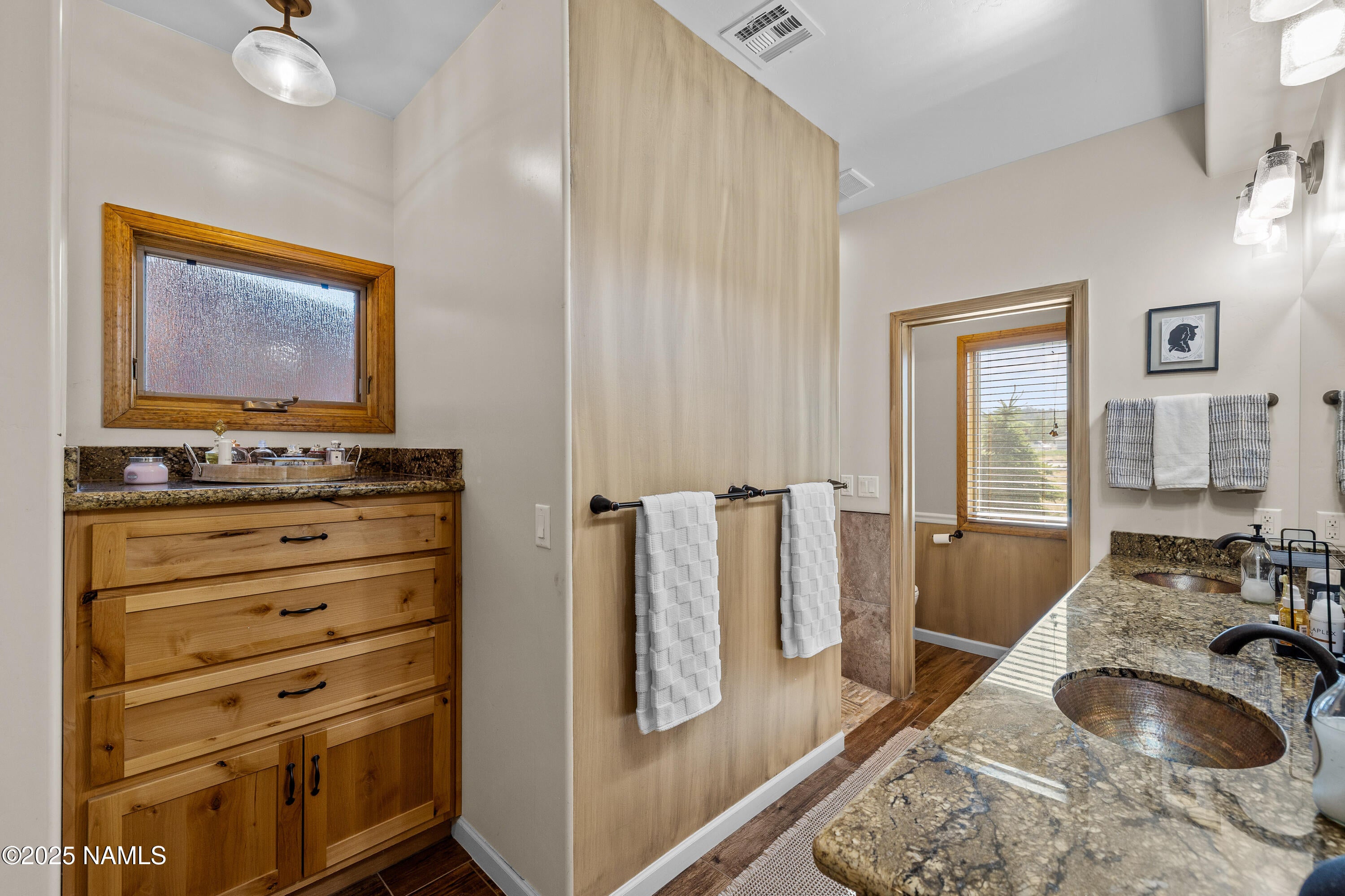 Flagstaff, Arizona, 86004, United States, 4 Bedrooms Bedrooms, ,3 BathroomsBathrooms,Residential,Active,1868120