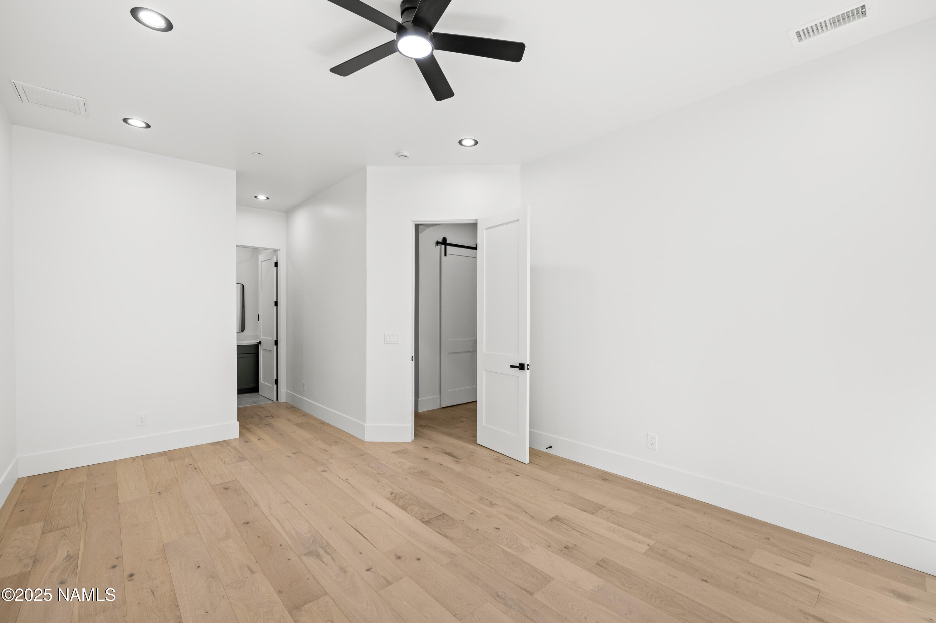 Flagstaff, Arizona, 86005, United States, 4 Bedrooms Bedrooms, ,4 BathroomsBathrooms,Residential,Active,1922481