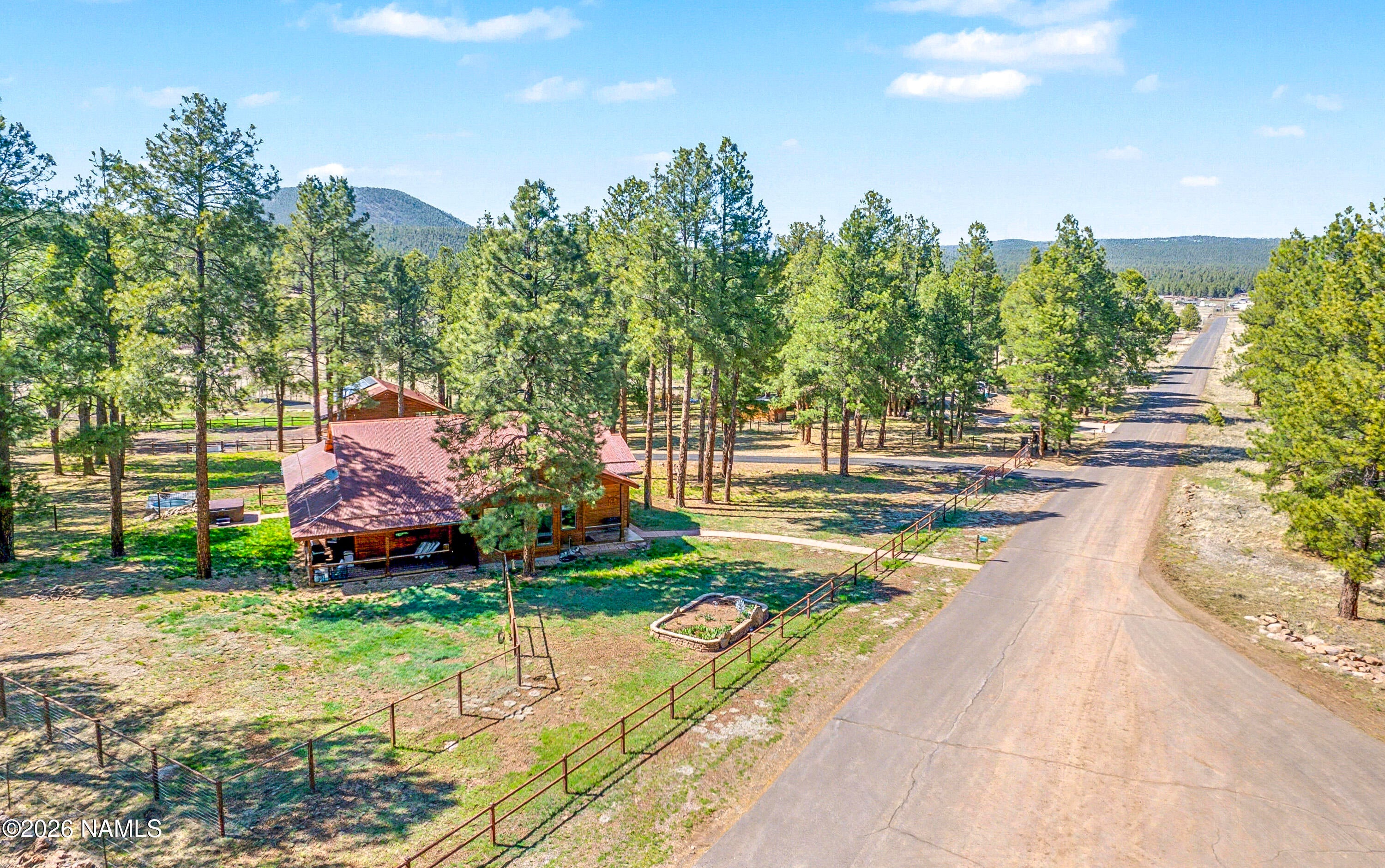 Flagstaff, Arizona, 86001, United States, 3 Bedrooms Bedrooms, ,3 BathroomsBathrooms,Residential,Contingent,2045038