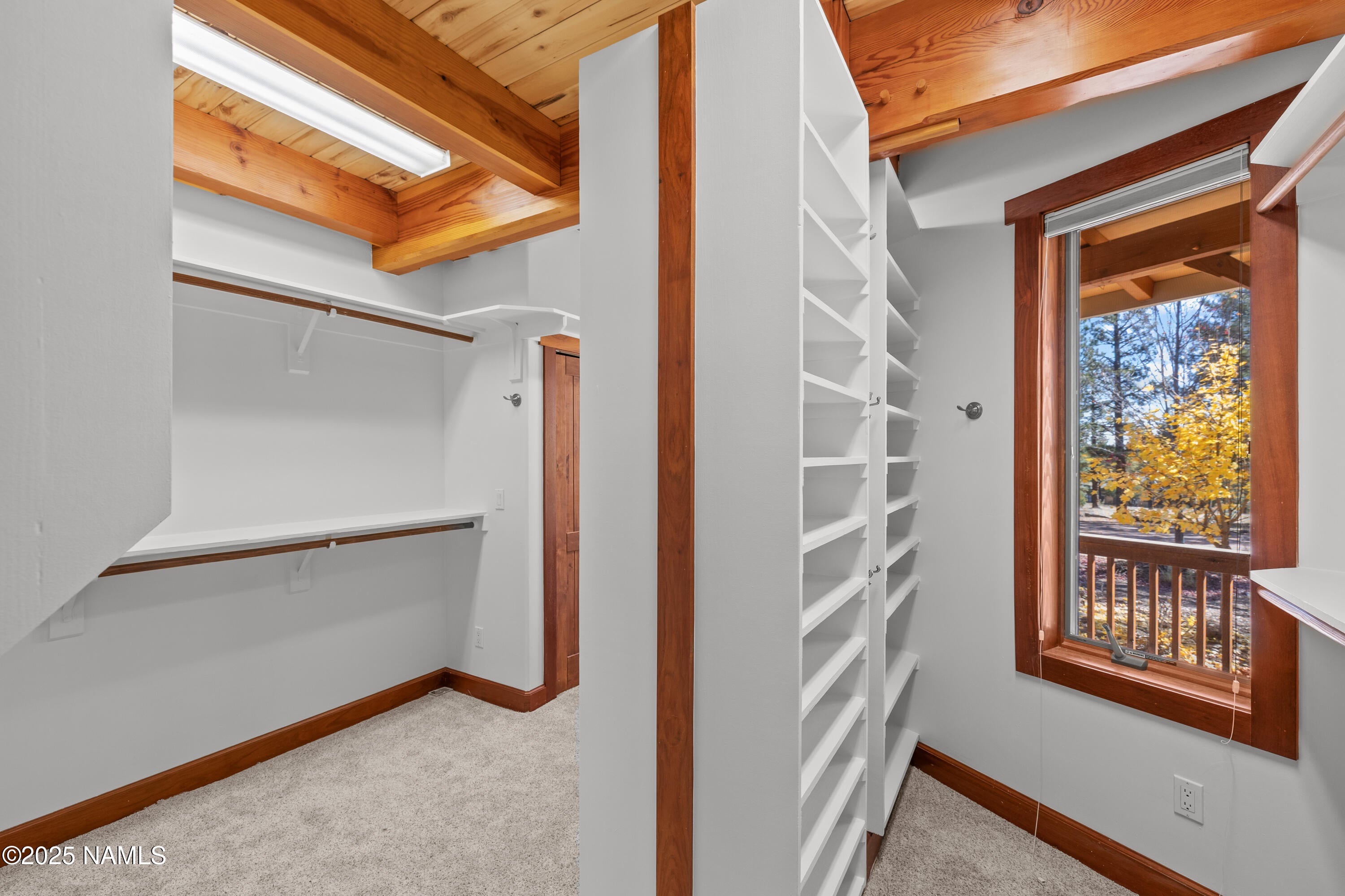 Flagstaff, Arizona, 86001, United States, 3 Bedrooms Bedrooms, ,4 BathroomsBathrooms,Residential,Active,1988717