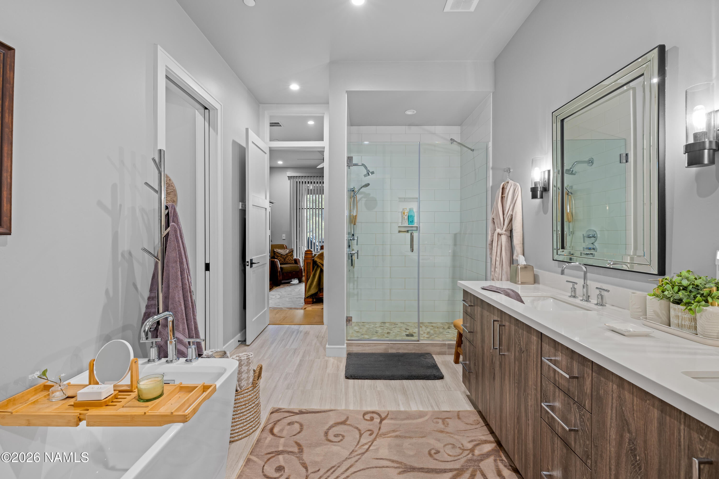 Flagstaff, Arizona, 86005, United States, 3 Bedrooms Bedrooms, ,4 BathroomsBathrooms,Residential,Active,2012817