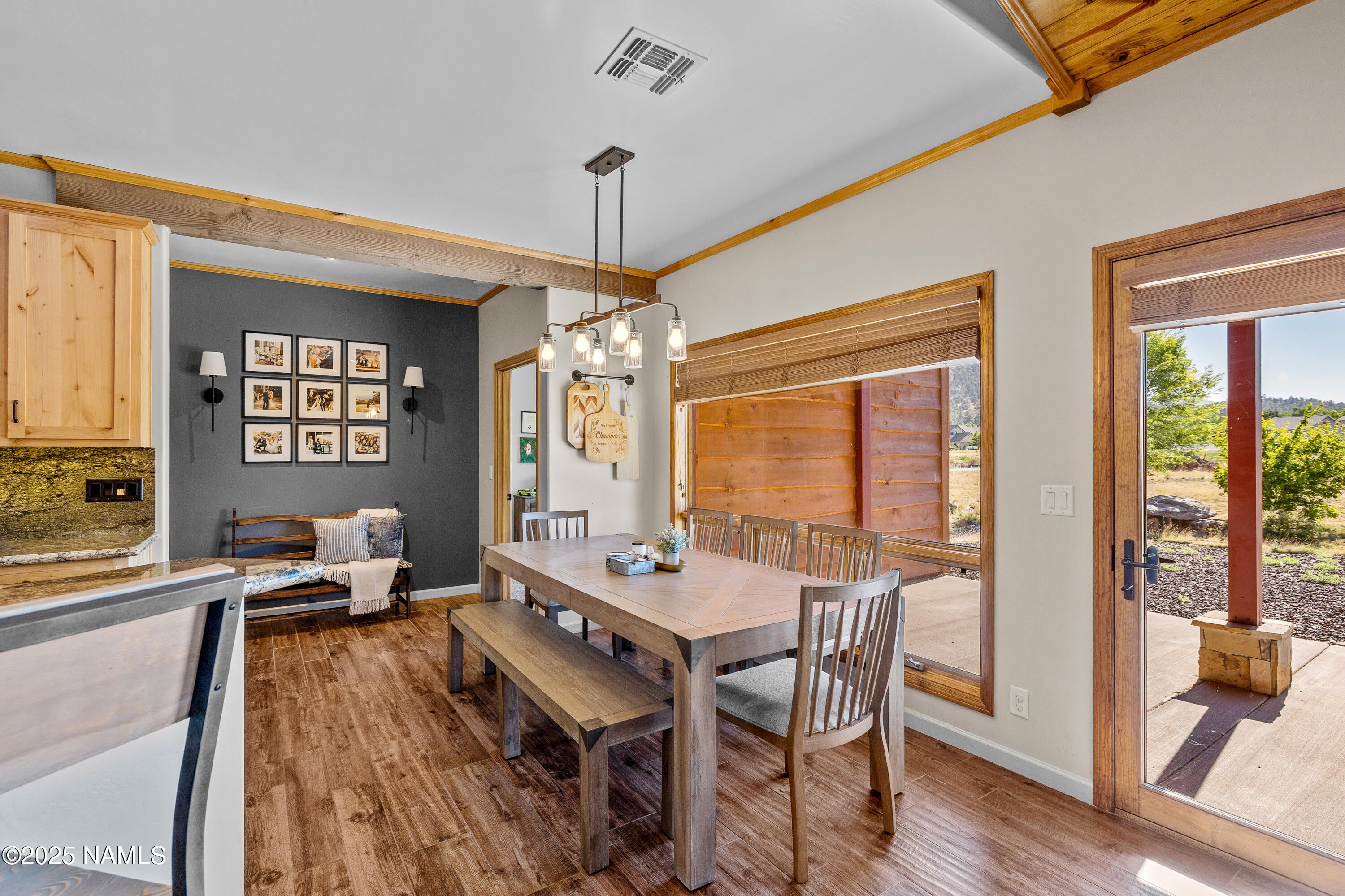 Flagstaff, Arizona, 86004, United States, 4 Bedrooms Bedrooms, ,3 BathroomsBathrooms,Residential,Active,1868120