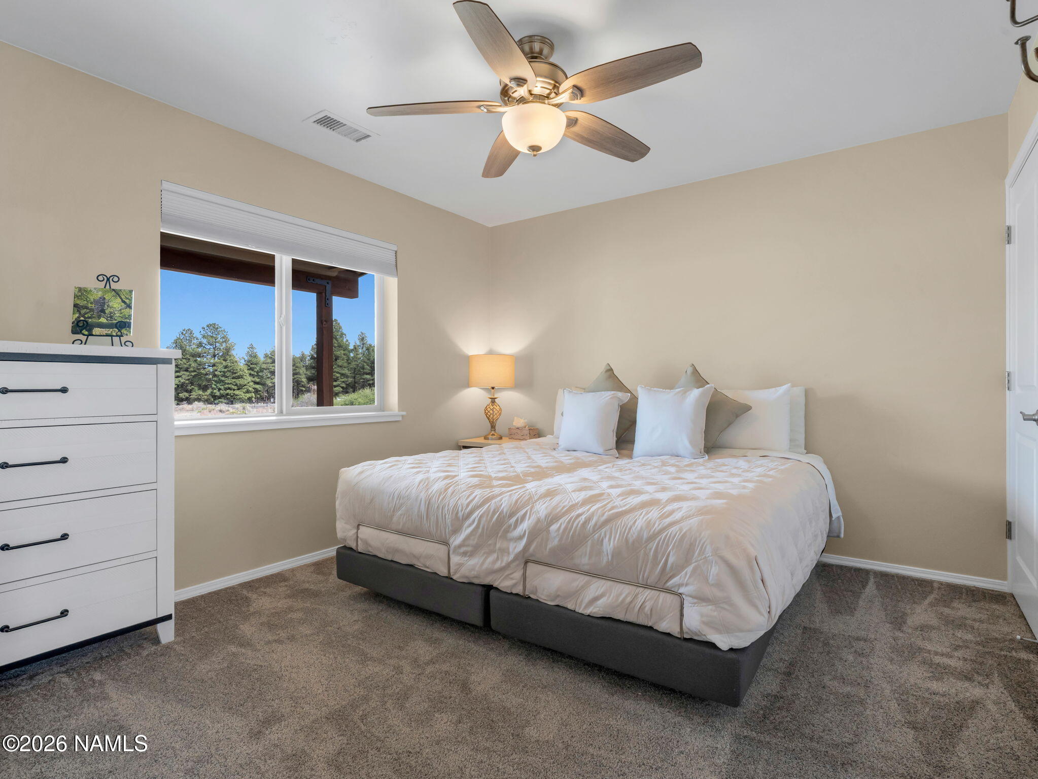 Flagstaff, Arizona, 86004, United States, 3 Bedrooms Bedrooms, ,3 BathroomsBathrooms,Residential,Active,2041749