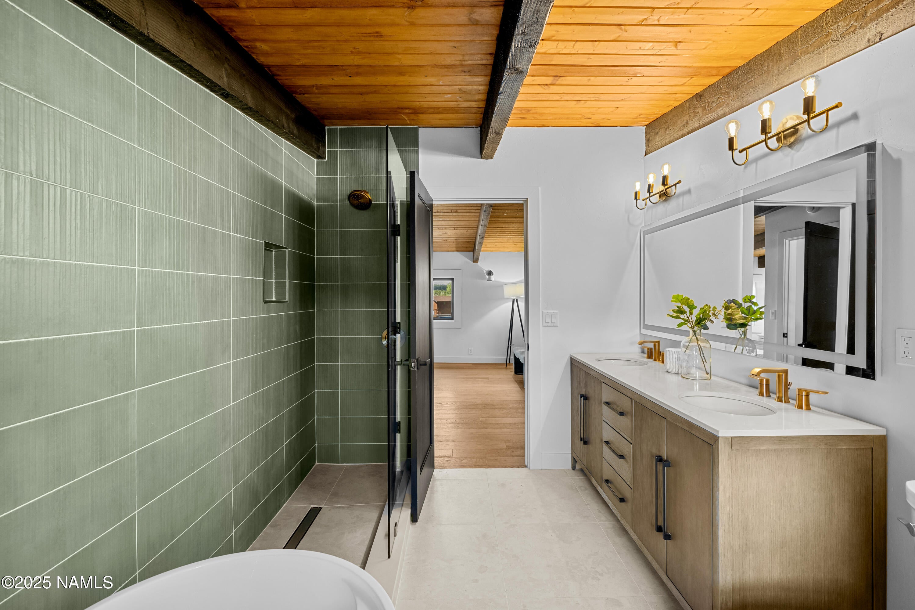 Flagstaff, Arizona, 86004, United States, ,4 BathroomsBathrooms,Residential,Active,1888488