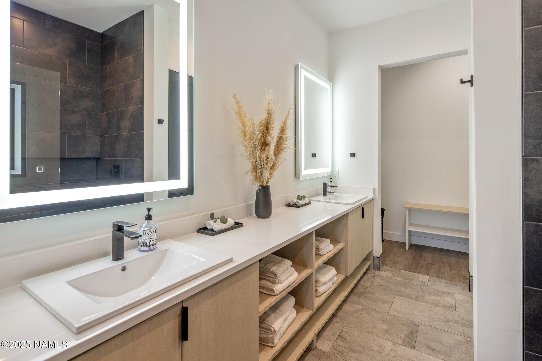 Scottsdale, Arizona, 85262, United States, 12 Bedrooms Bedrooms, ,14 BathroomsBathrooms,Residential,Active,1892622