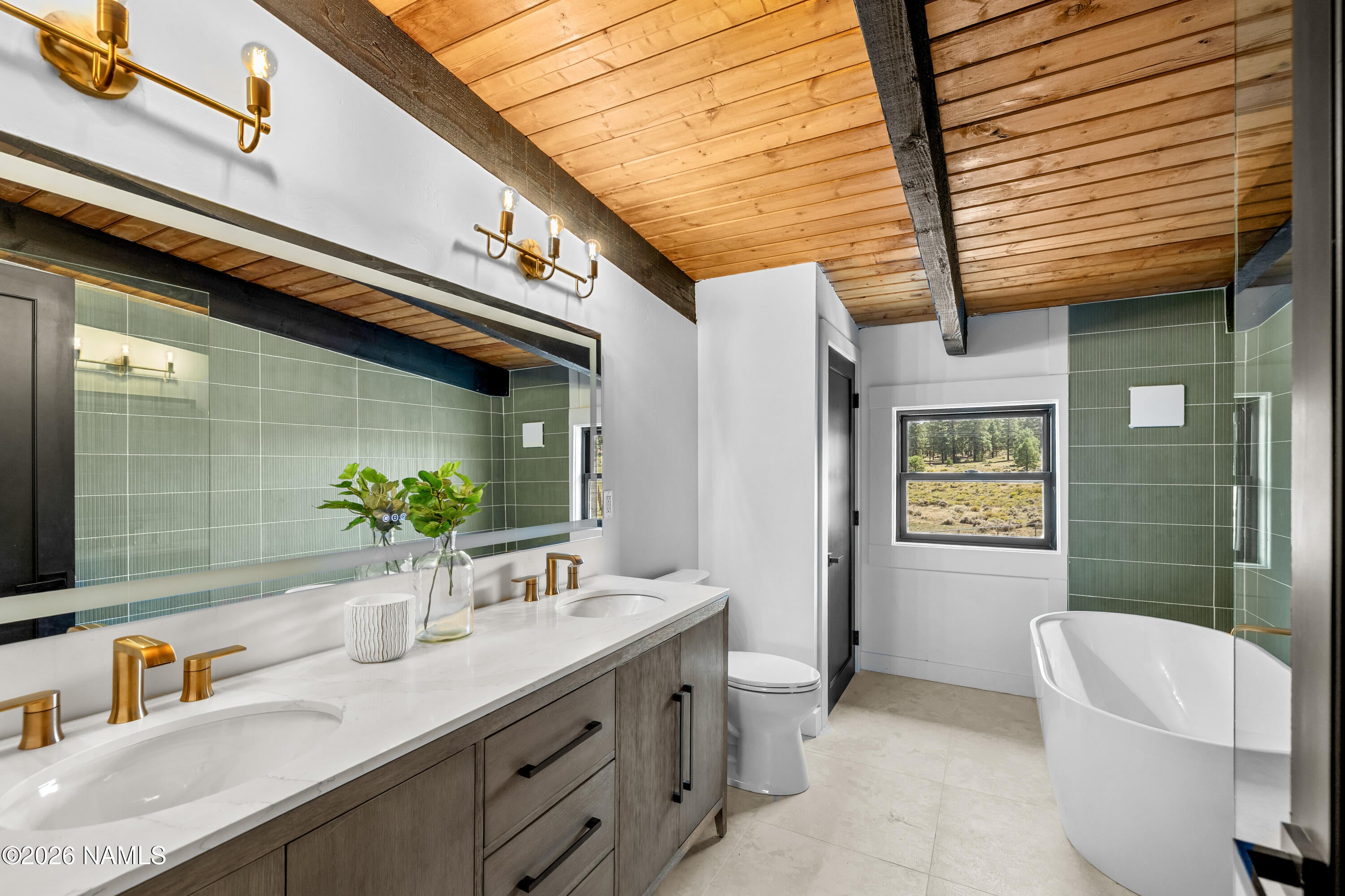 Flagstaff, Arizona, 86004, United States, 4 Bedrooms Bedrooms, ,4 BathroomsBathrooms,Residential,Active,2006907