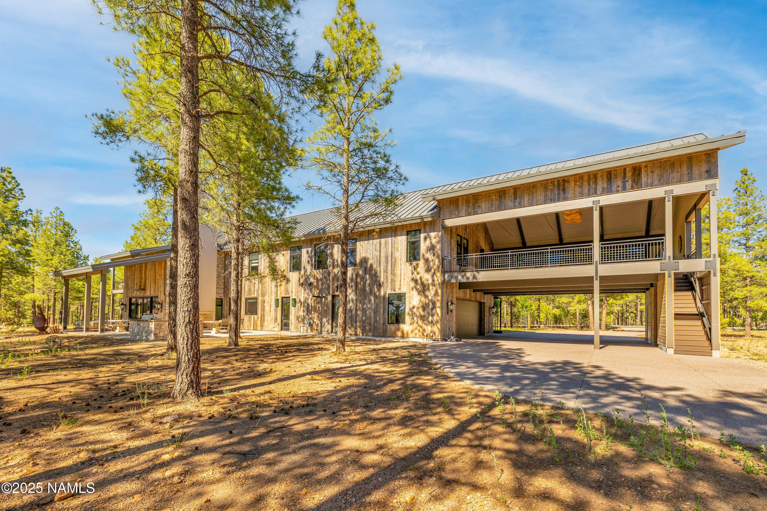 Flagstaff, Arizona, 86004, United States, 4 Bedrooms Bedrooms, ,6 BathroomsBathrooms,Residential,Active,1756325