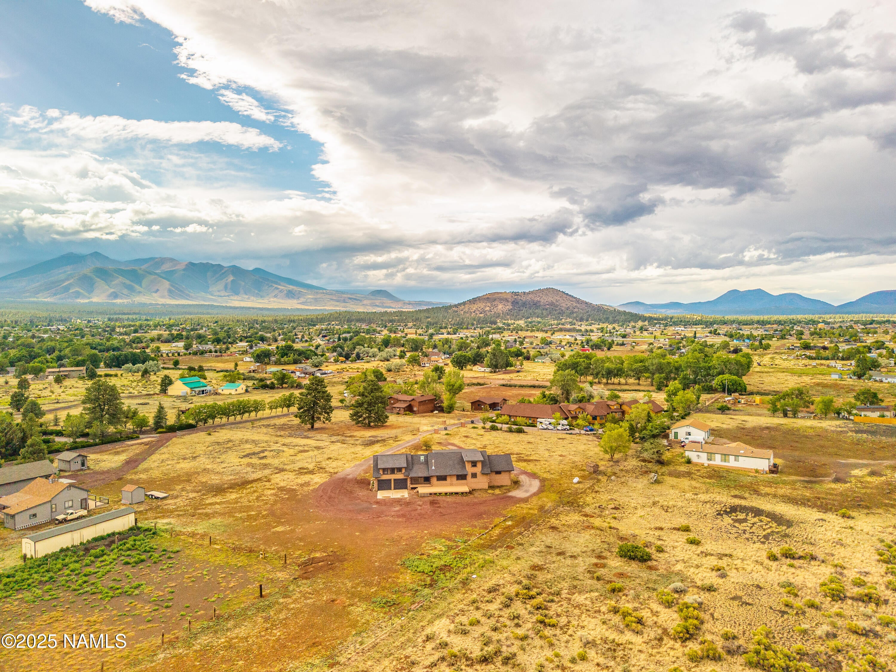 Flagstaff, Arizona, 86004, United States, ,4 BathroomsBathrooms,Residential,Active,1888488