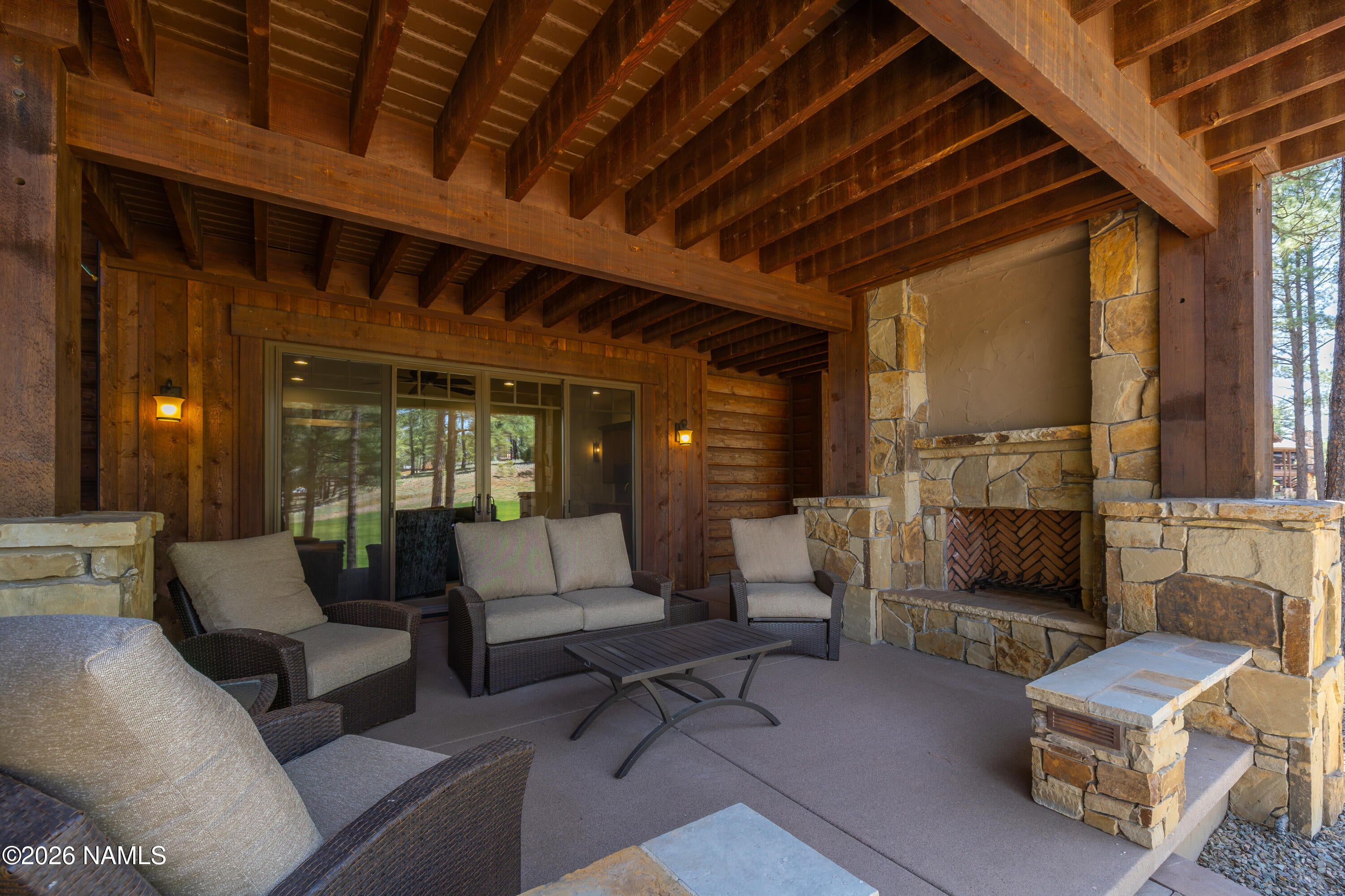 Flagstaff, Arizona, 86005, United States, 5 Bedrooms Bedrooms, ,6 BathroomsBathrooms,Residential,Active,2042667